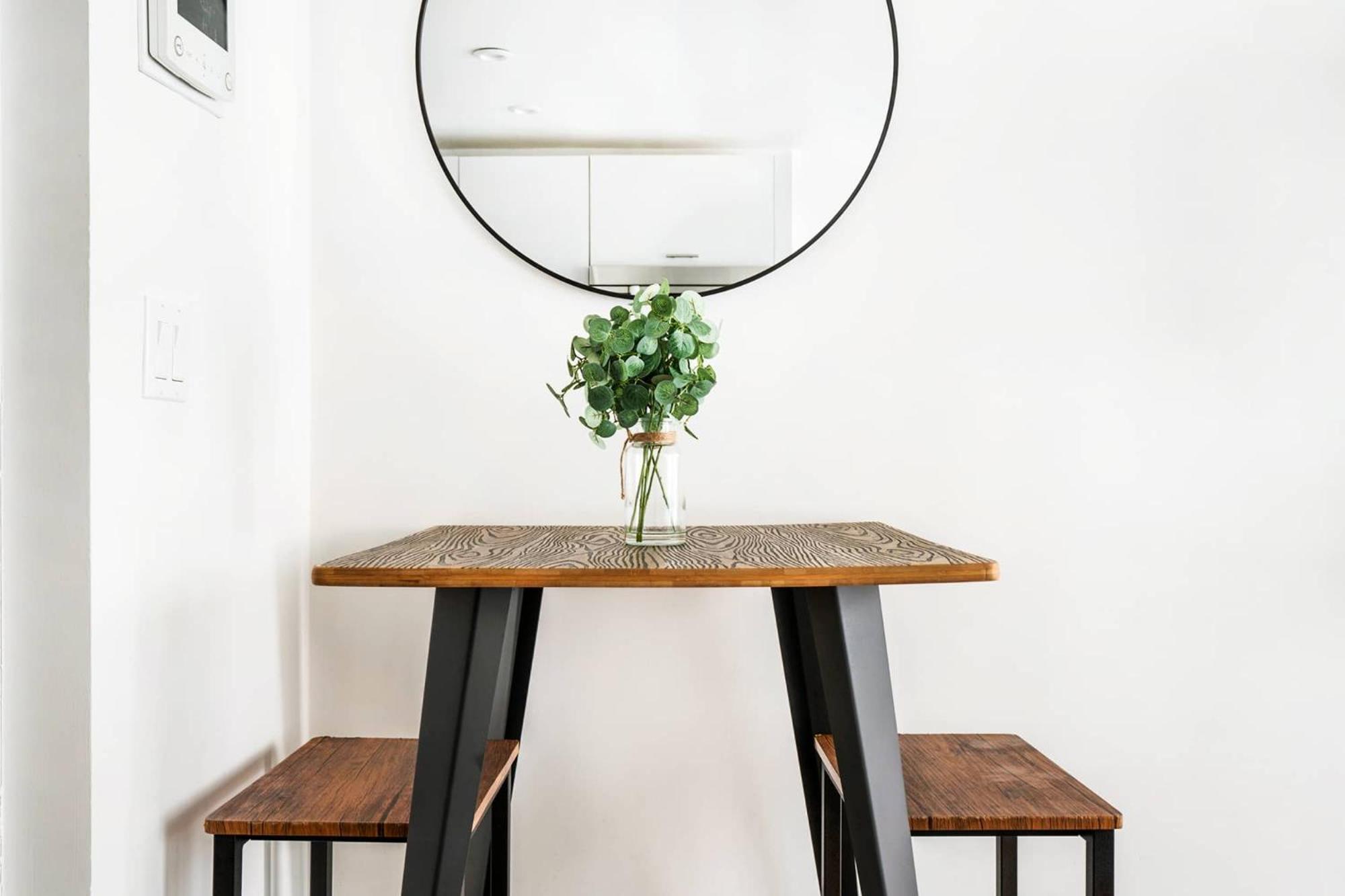 Apartment 75-2d New Prime Ues W&d Balcony Elevator *