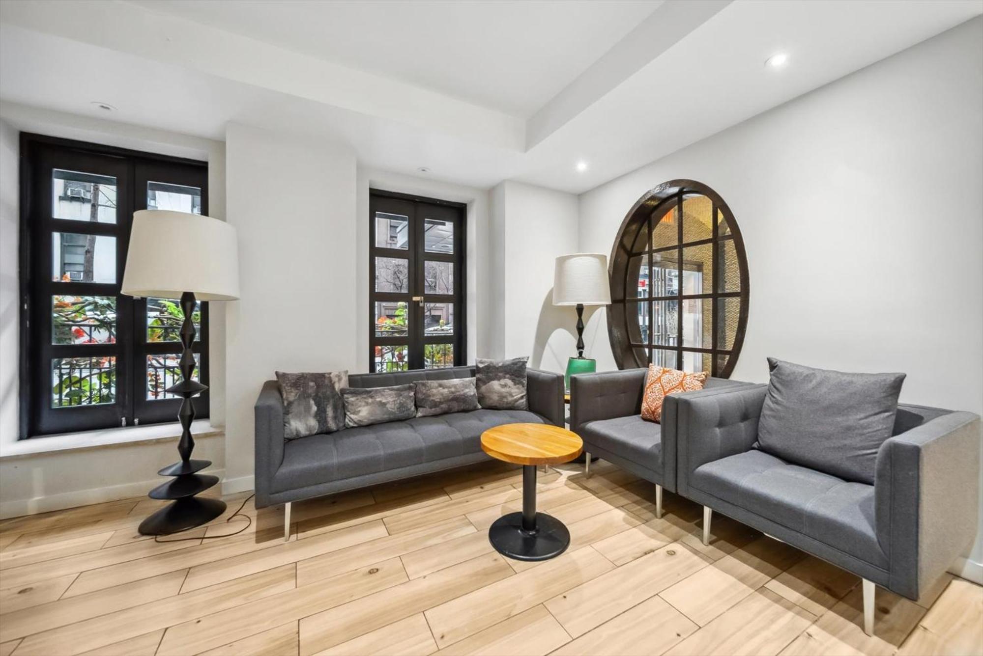 Lexington Plaza New York