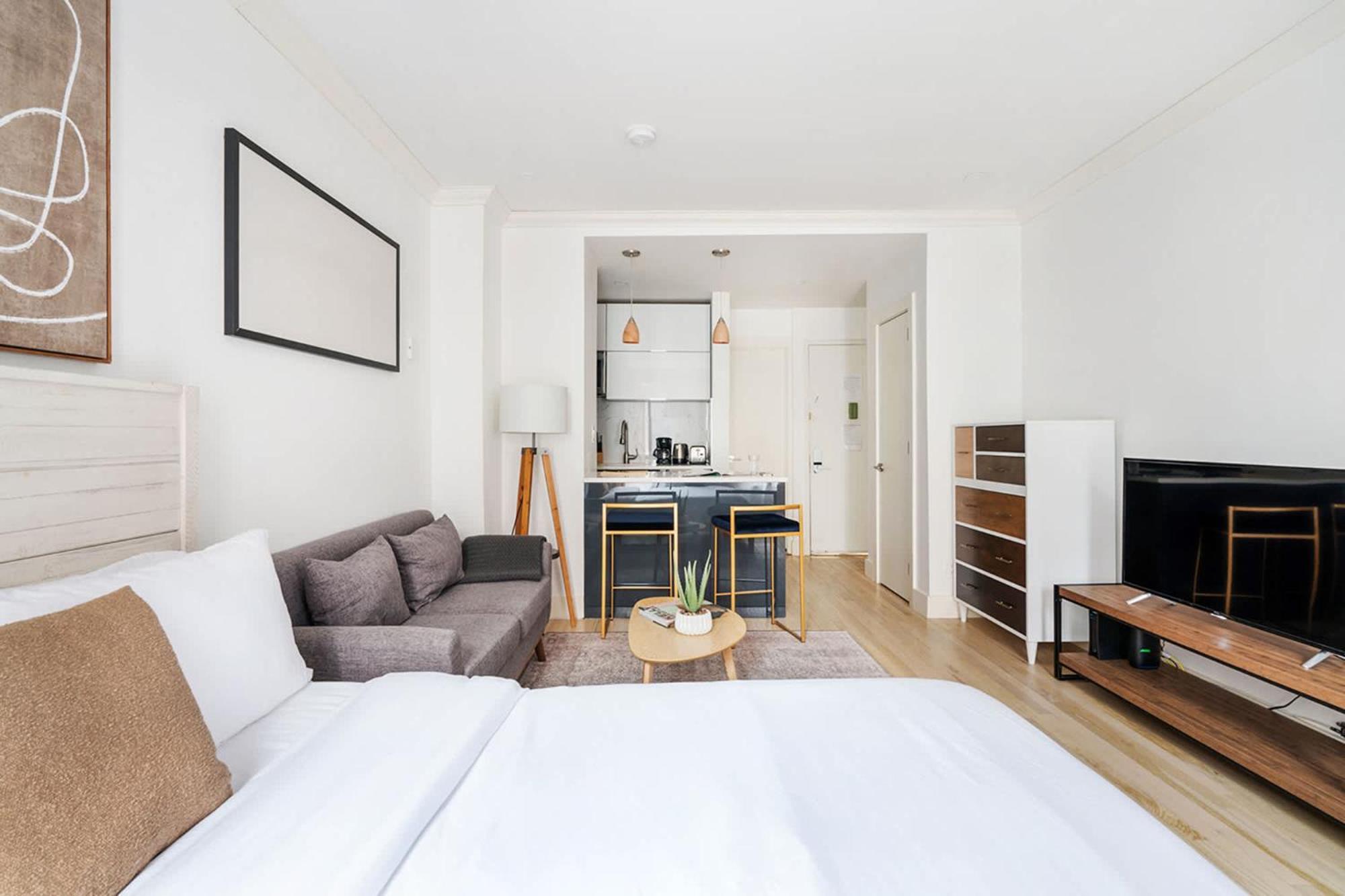 Apartment 1597-2 Luxury Upper East Side W&d