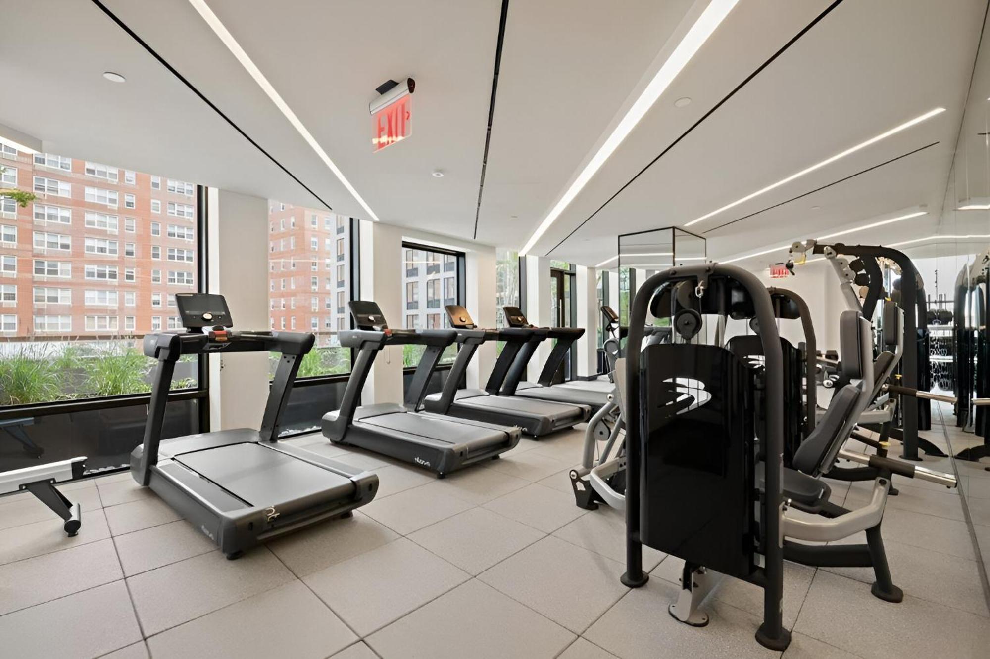 Appartement Posh With Luxe Amenities In Prime Location! New York