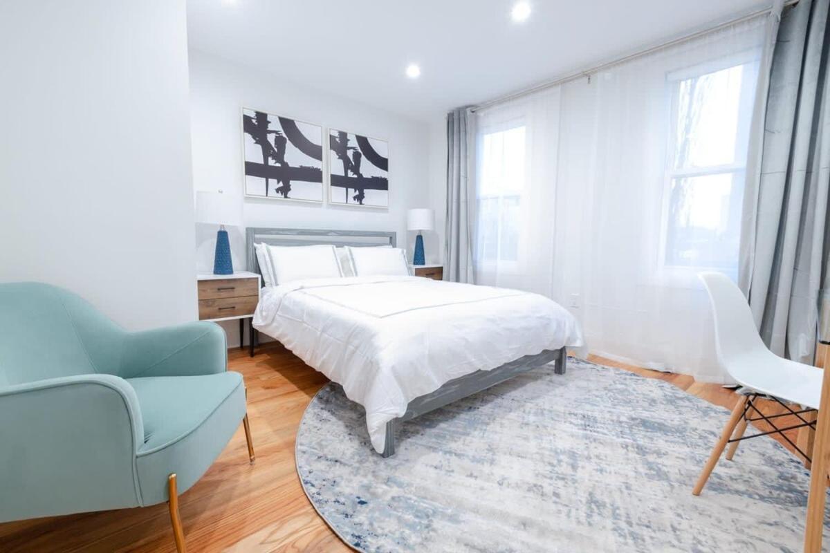 323-1 Spacious 2br Williamsburg Apartment