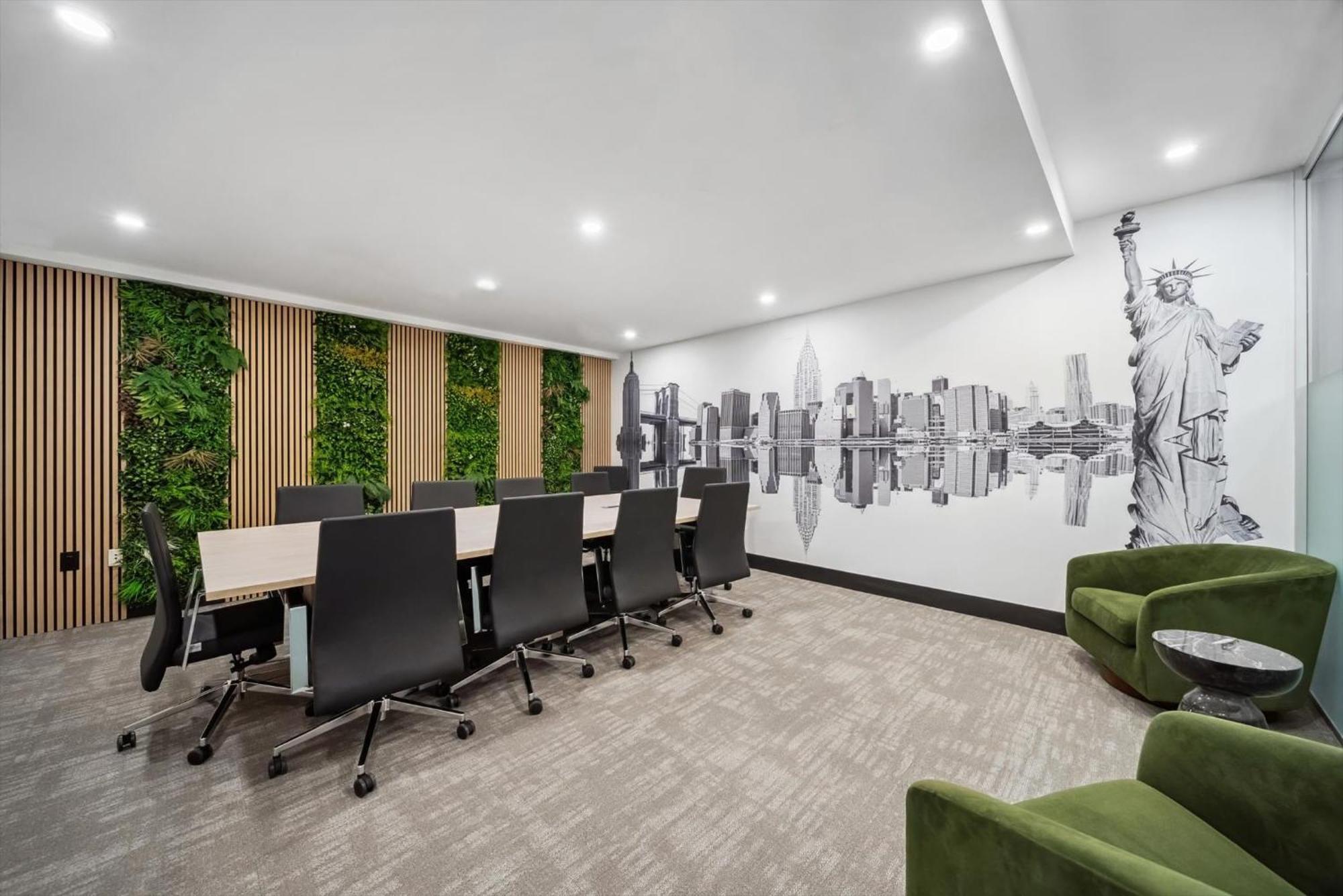 Lexington Plaza Hotel