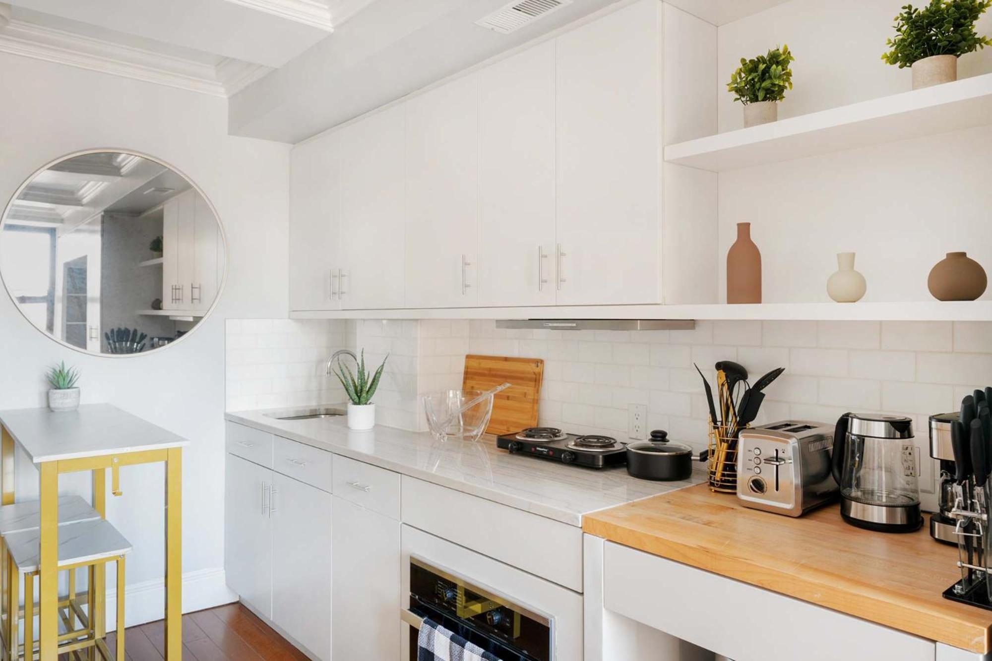 73-1509 New Uws Doorman Gym * New York