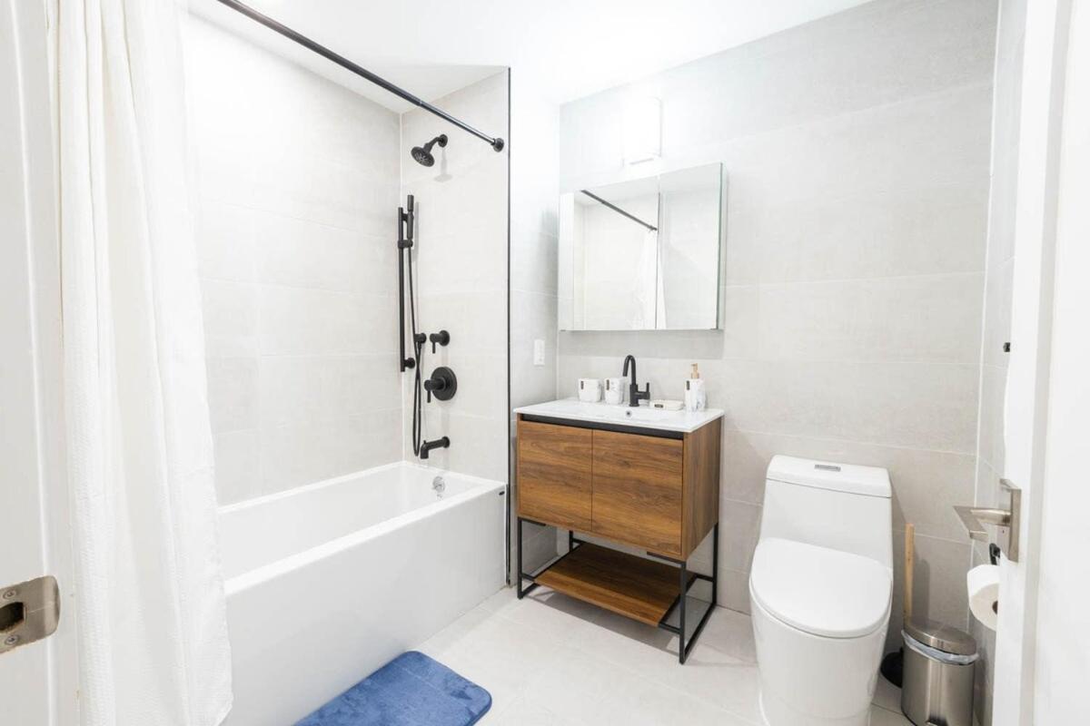 202 New 1br In Prime Greenpoint *