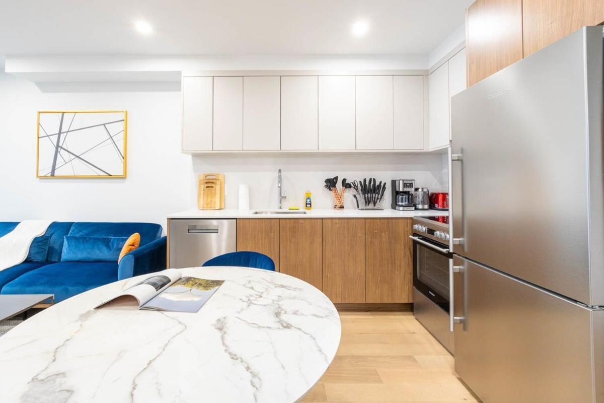 202 New 1br In Prime Greenpoint * New York