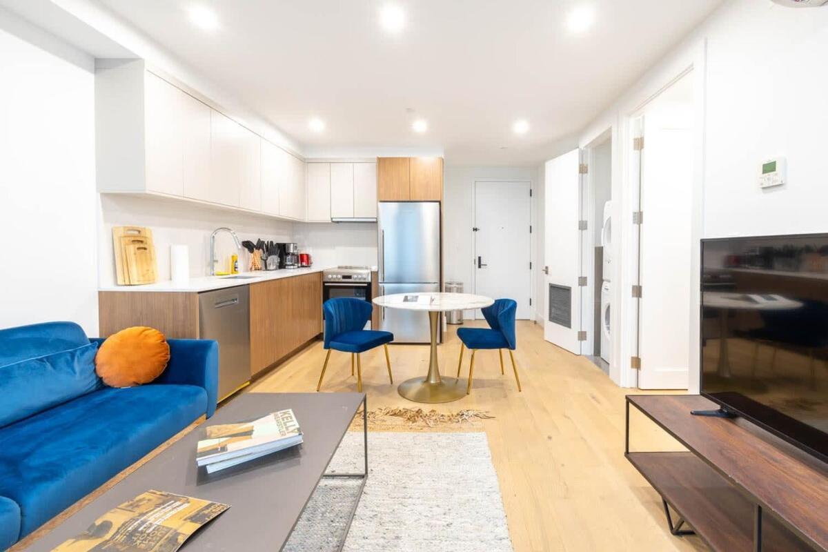 Apartment 202 New 1br In Prime Greenpoint New York