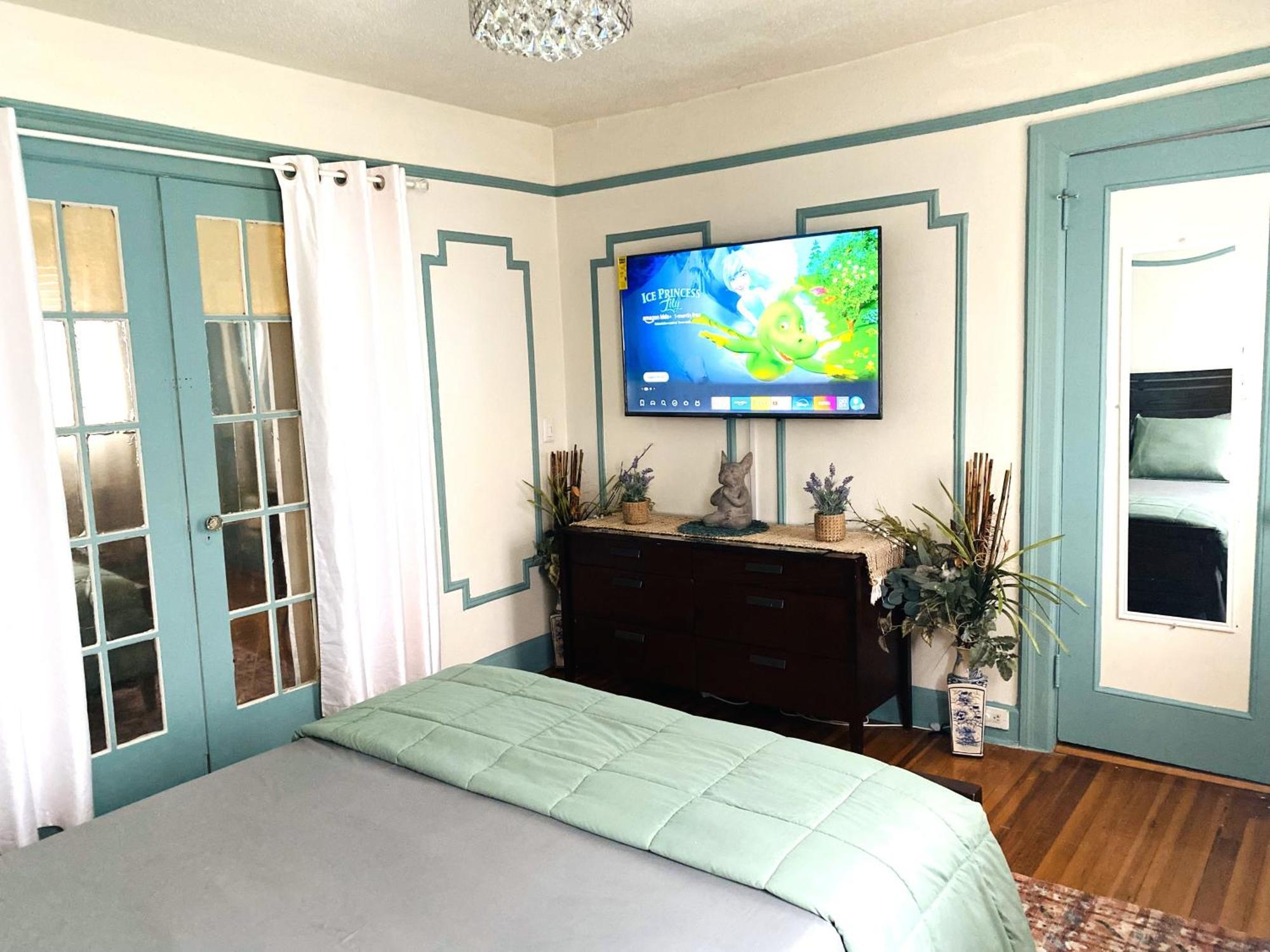 Nyc Cozy Private Bedroom With Free Parking & Near Subway - Business & Tourists