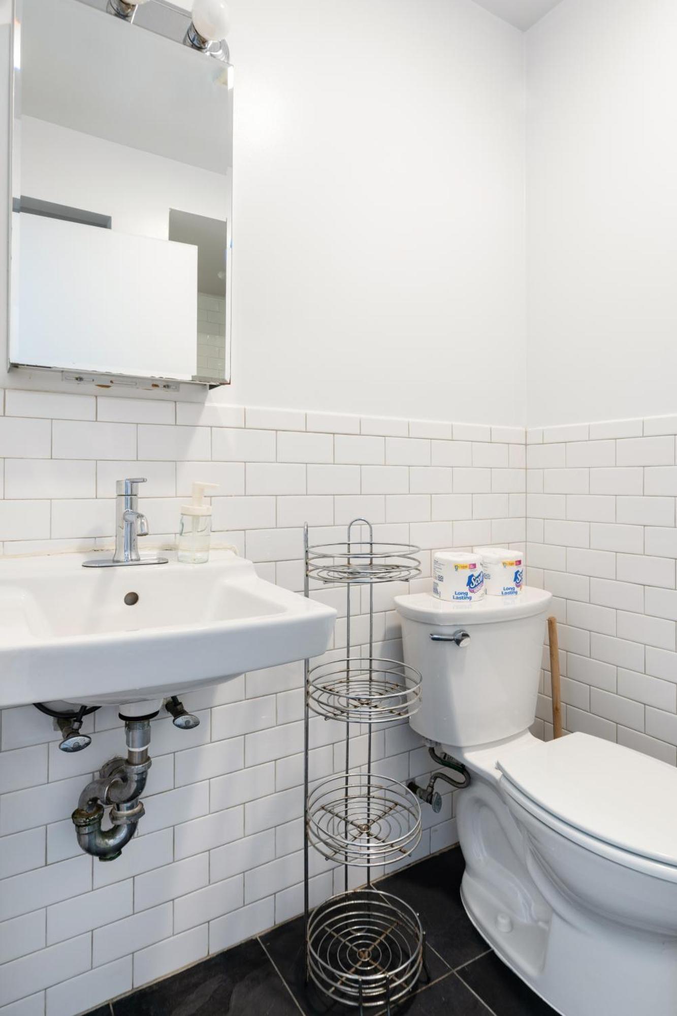 2 Bedroom Paradise In Upper East Side Apartment New York