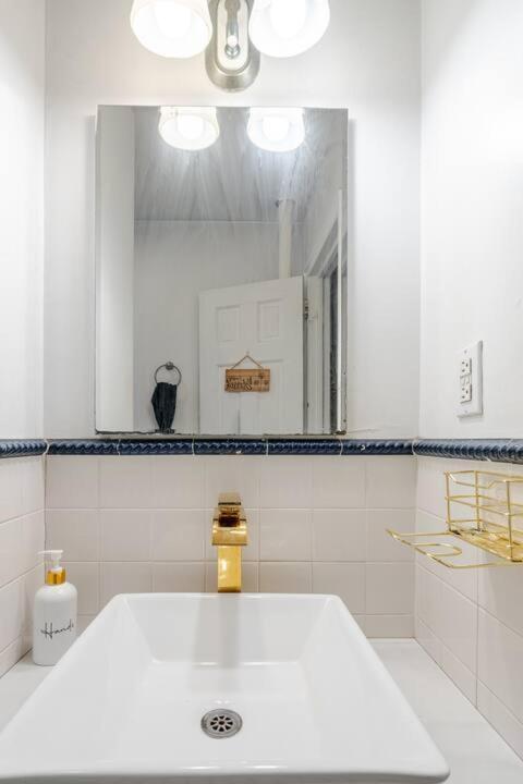 Appartement 2 Large Bedrooms In Rego Park New York