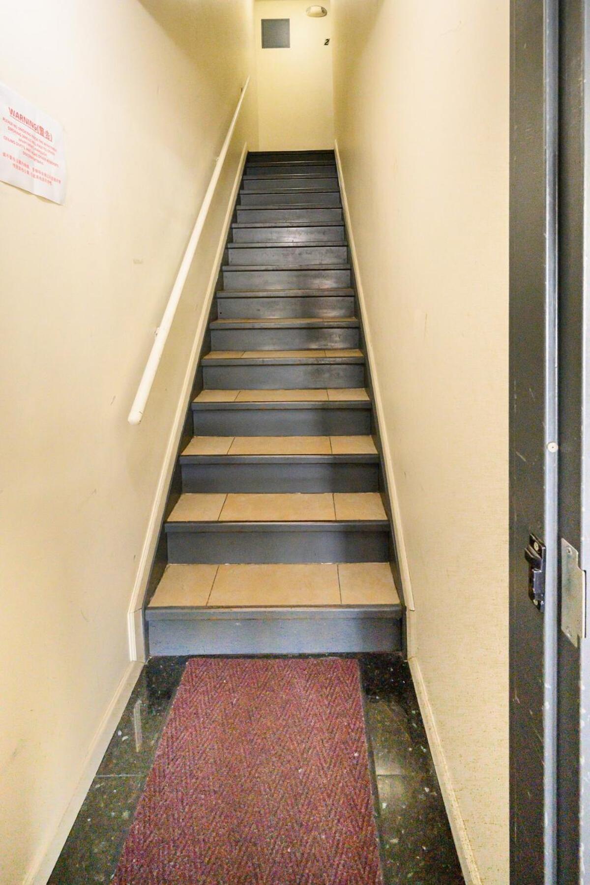 Large Private & Private Bathroom, Laguardia Airport 10min Homestay