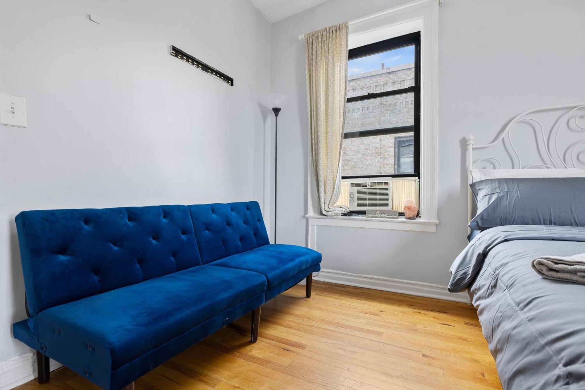Live In Upper Manhattan On Budget New York