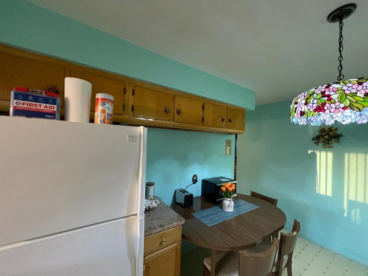 Apartment Luxury Three Bedroom In A Private House *