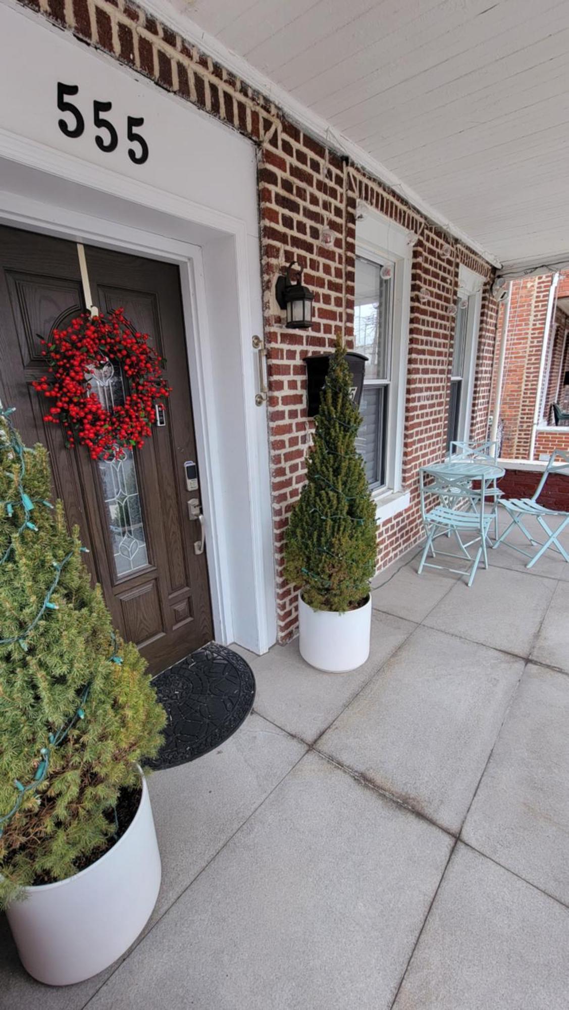 A Dazzling Destination Apartment New York