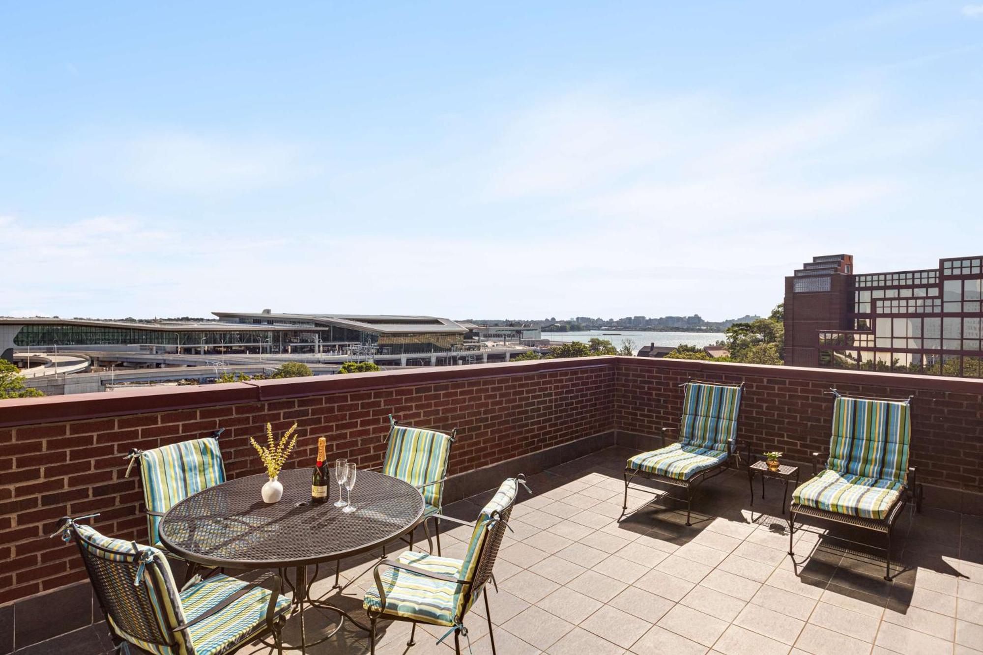 Hotel Doubletree By Hilton New York-laguardia