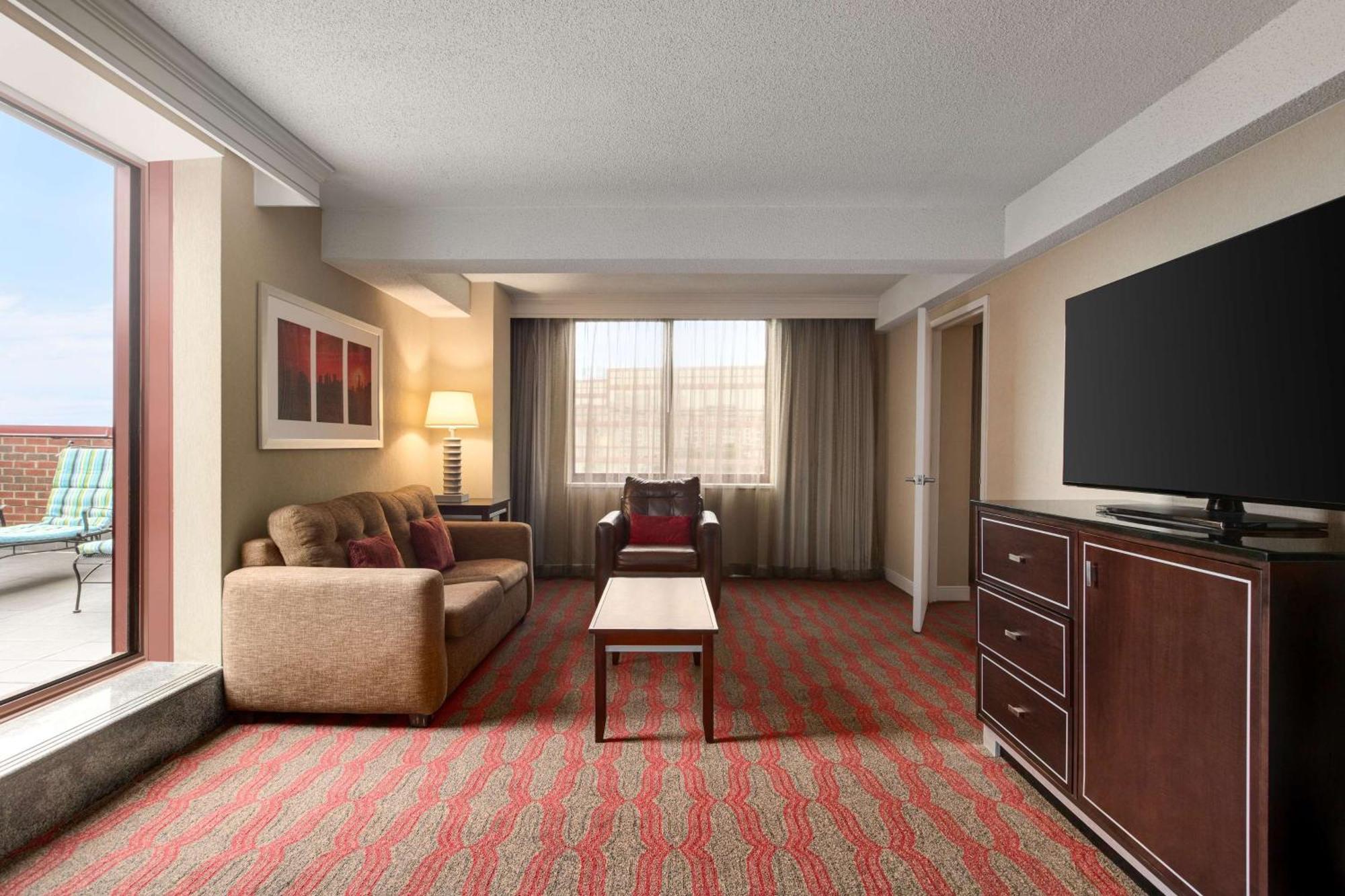 Hotel Doubletree By Hilton New York-laguardia New York