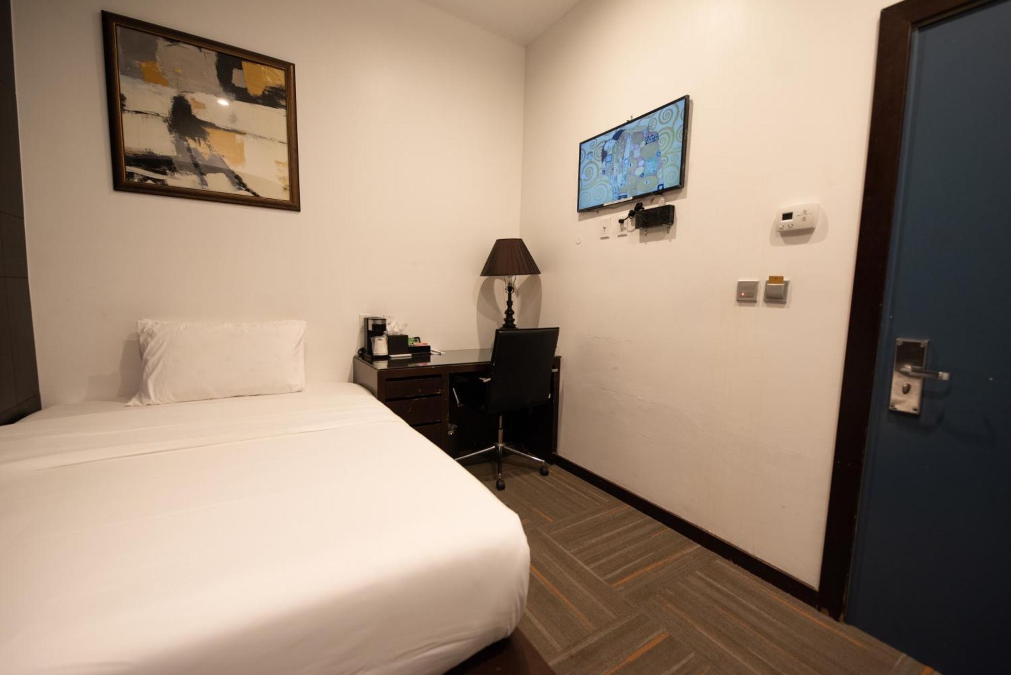 The One Boutique New York