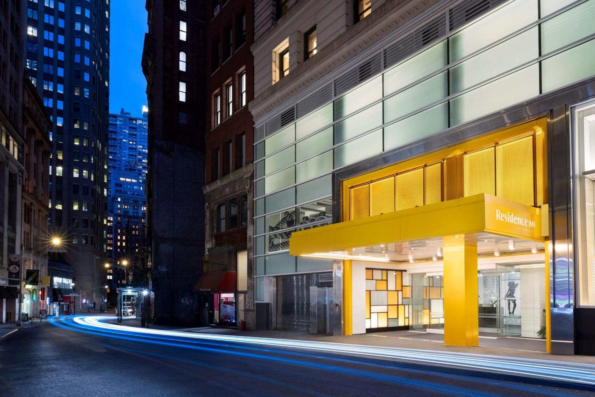 By Marriott Downtown Manhattan/world Trade Center Area Hotel