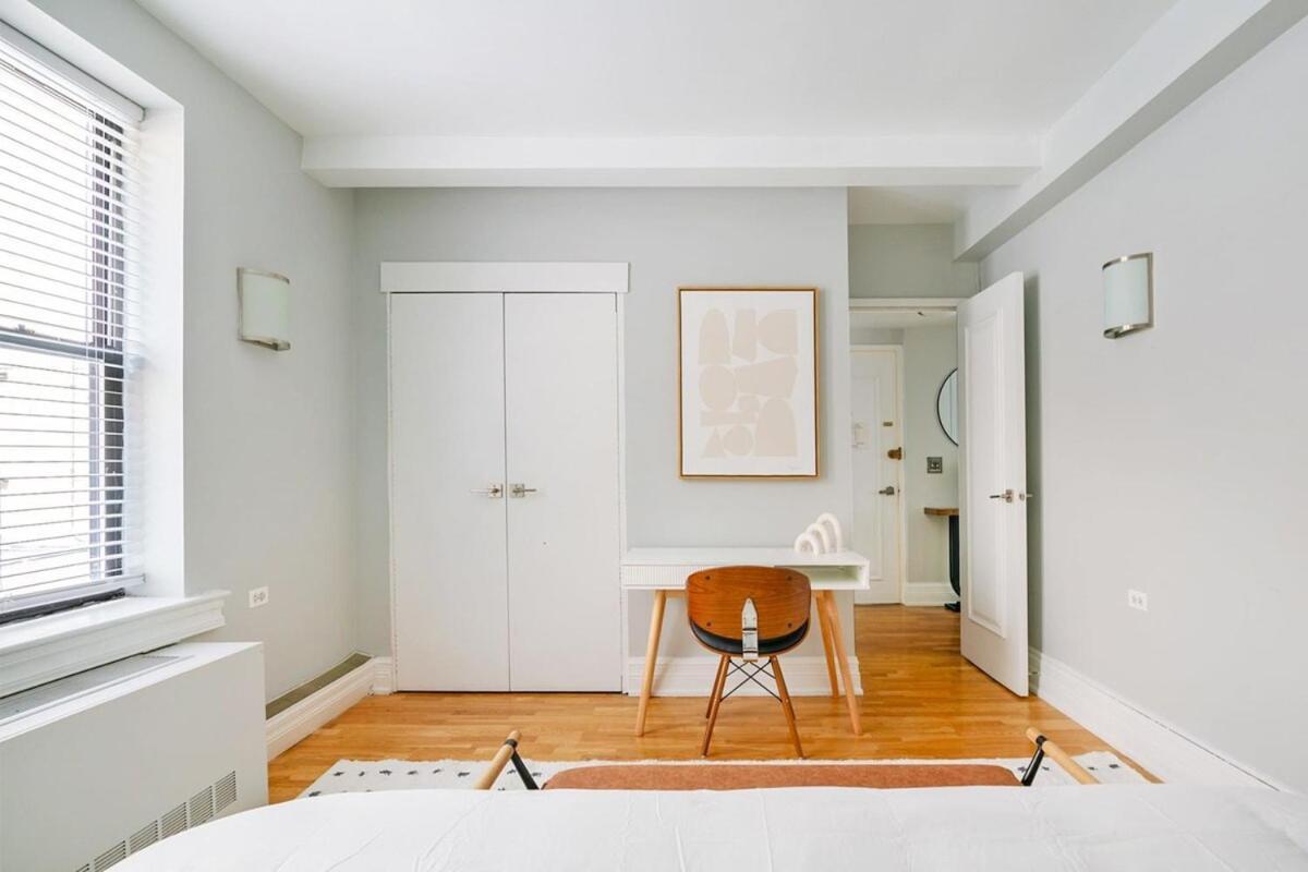 73-208 New 2br 2bath Uws Doorman Gym * New York