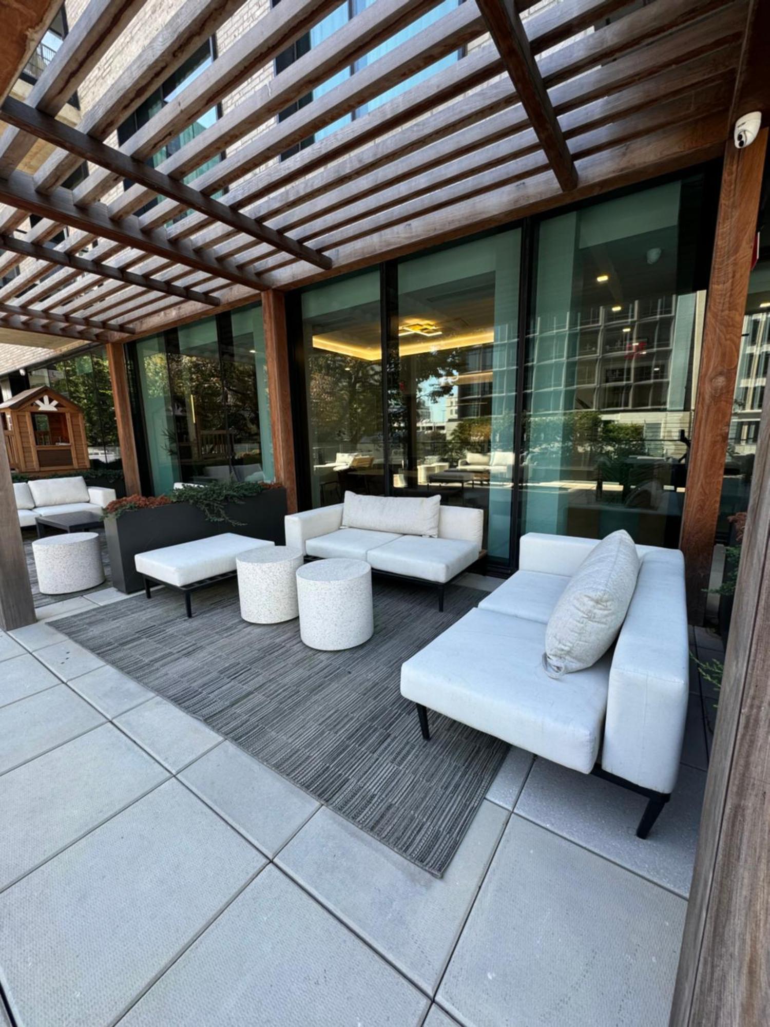 Apartment Beautiful Luxury Fantastic Manhattan Skyline View One Bedroom New York