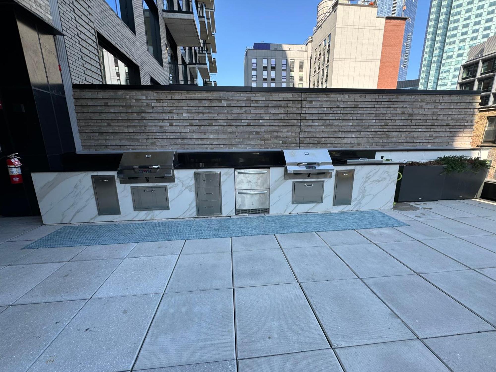 Apartment Beautiful Luxury Fantastic Manhattan Skyline View One Bedroom