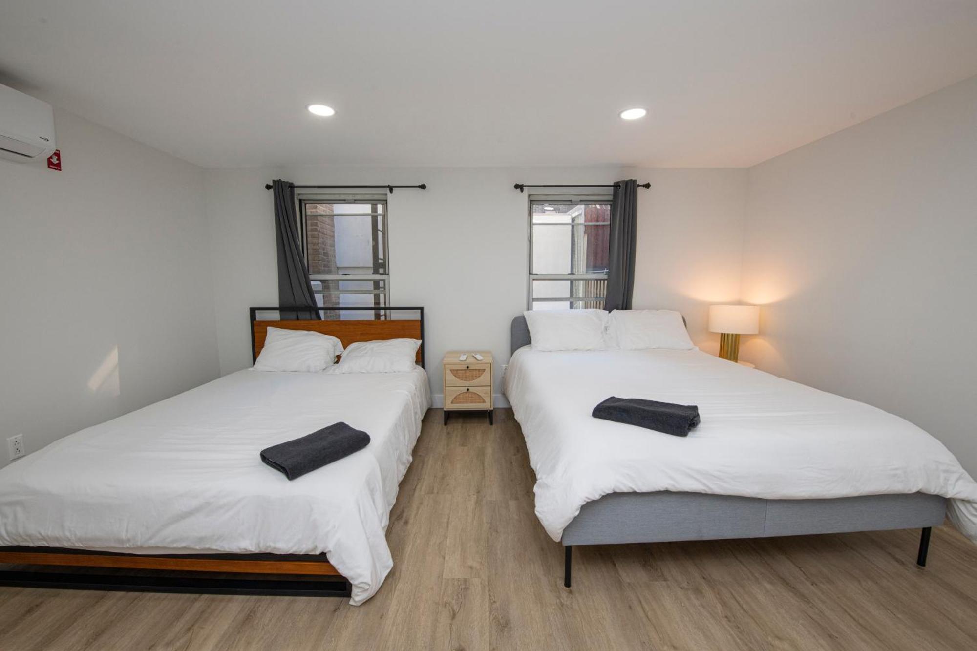 Sophisticated 4 Bedroom Duplex In The Heart Of Midtown New York