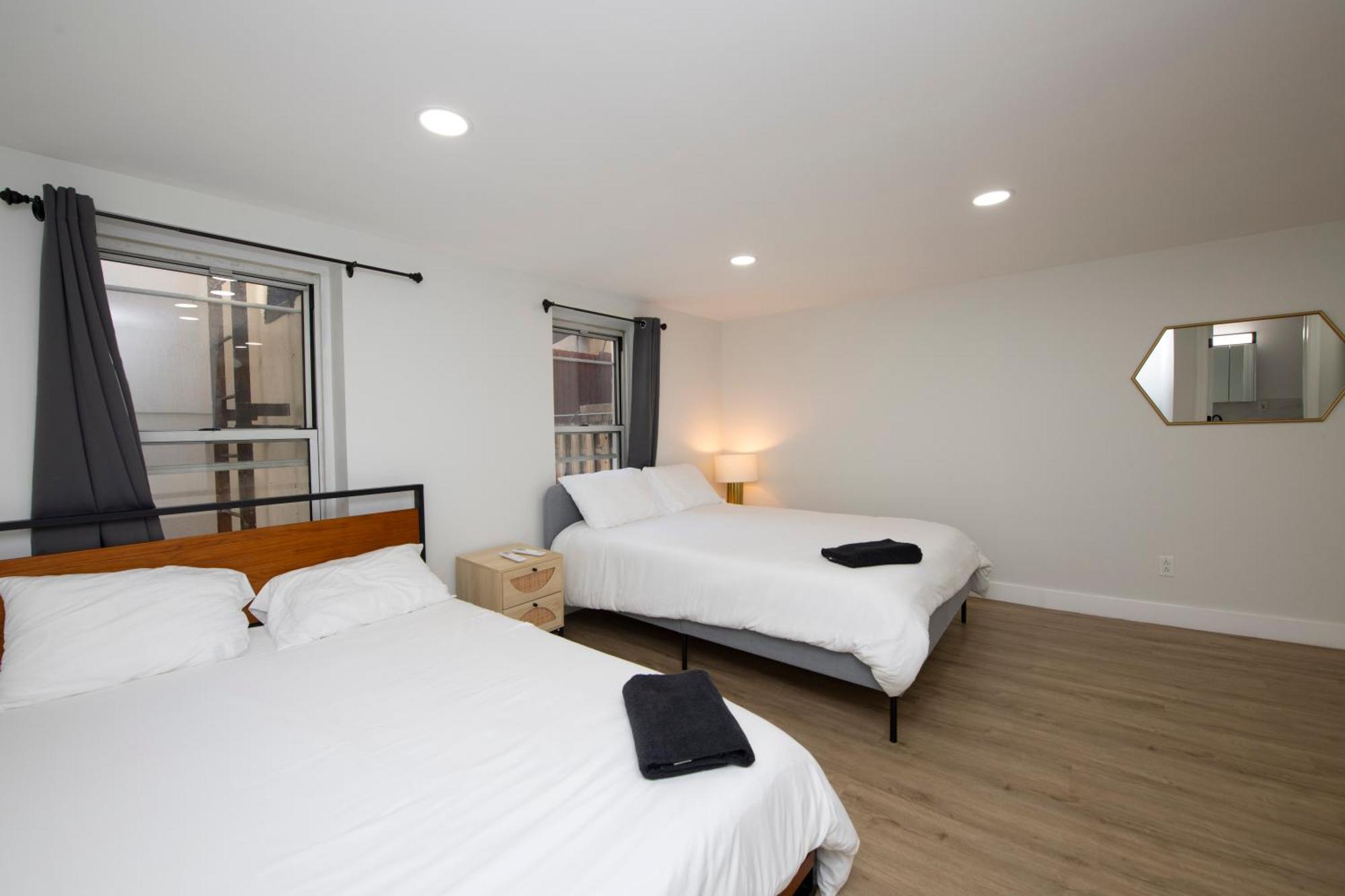 Sophisticated 4 Bedroom Duplex In The Heart Of Midtown * New York