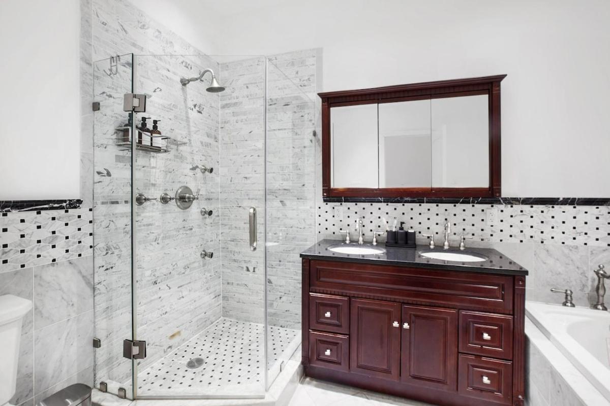 Luxury Oasis In Manhattan * New York