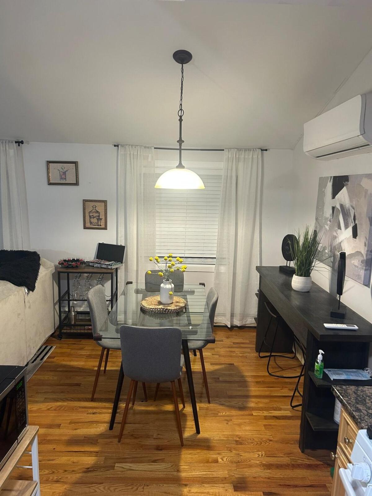 Chic Modern Bedroom 5 Mins From Jfk Privatunterkunft
