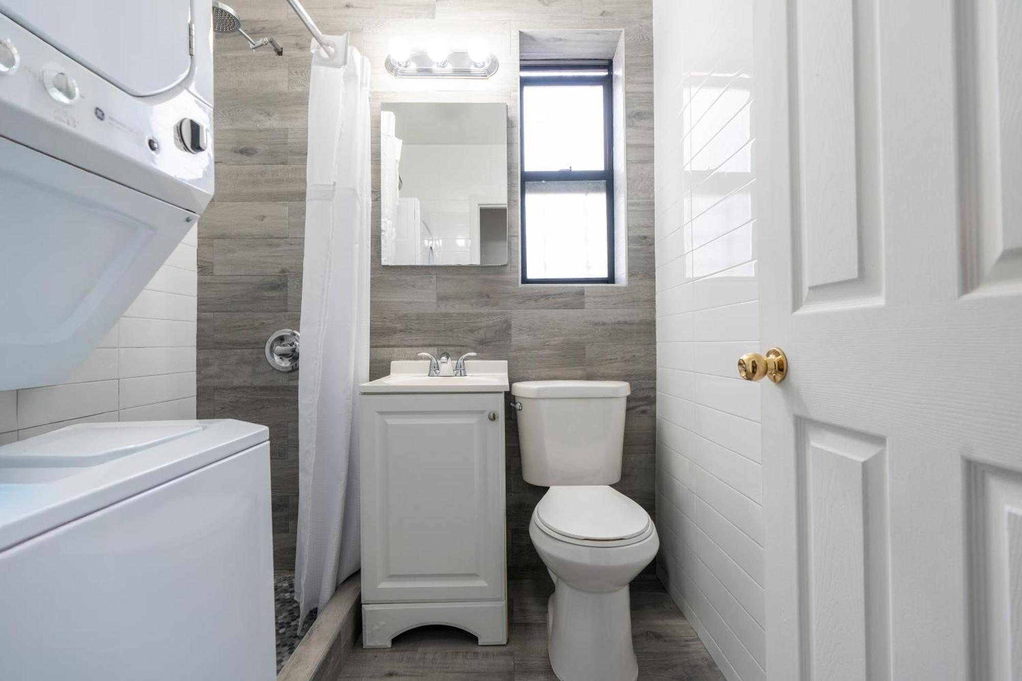 Prestige Nyc Apartment New York