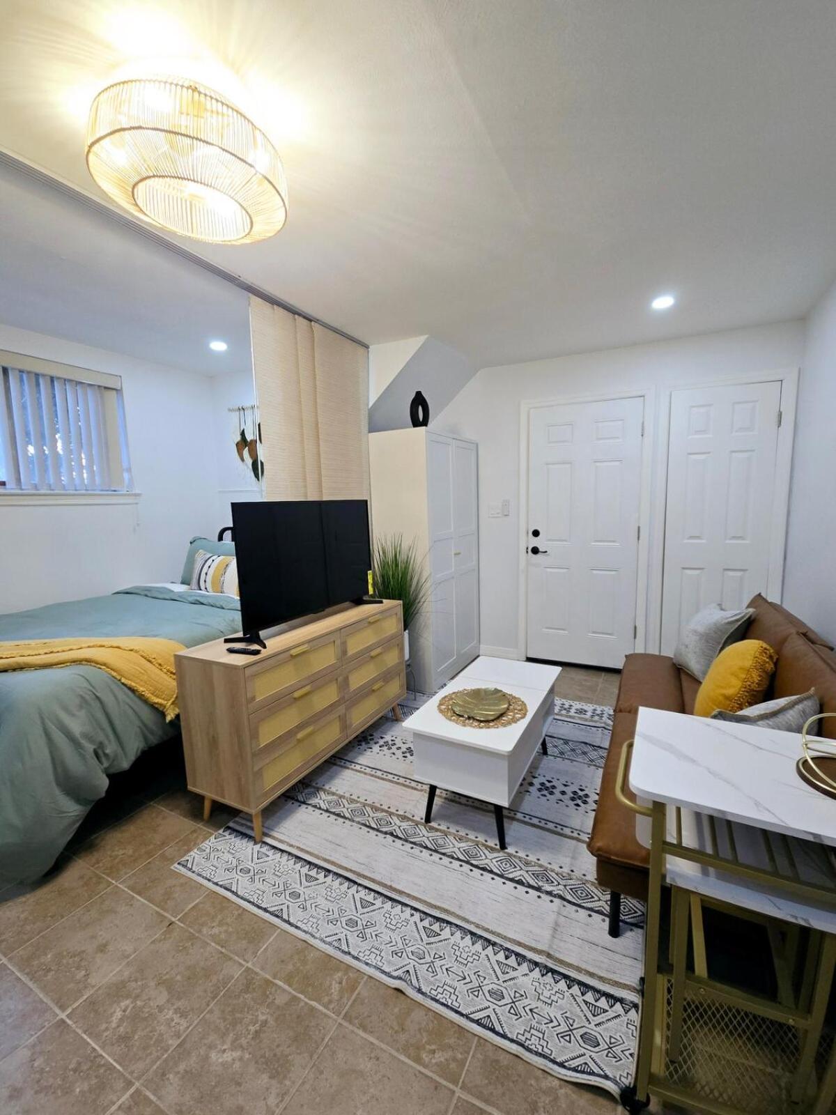 Apartment Ally's Away New York