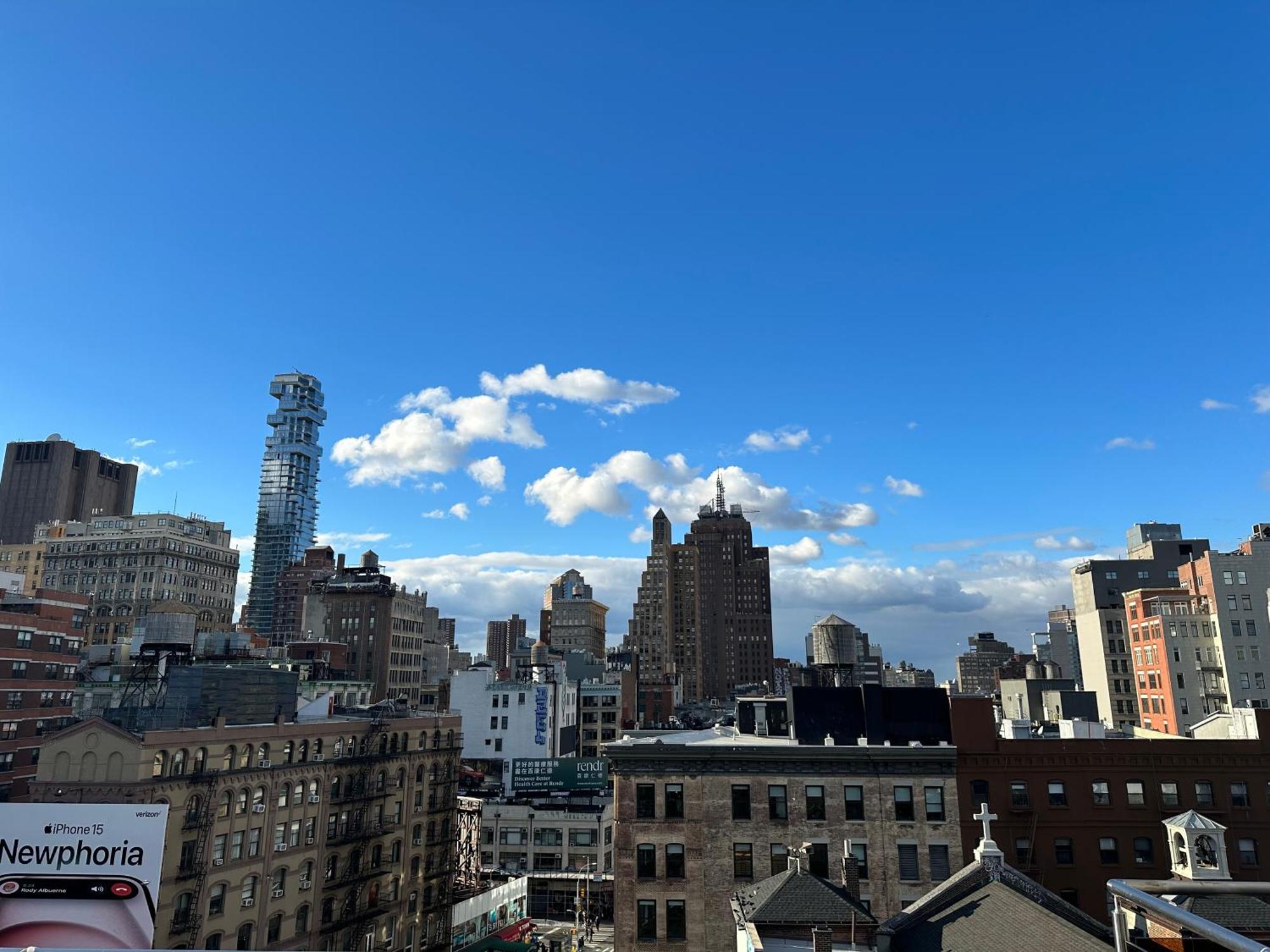 Apartment Luxury In Little Italy 2 Bedroom Private Balcony