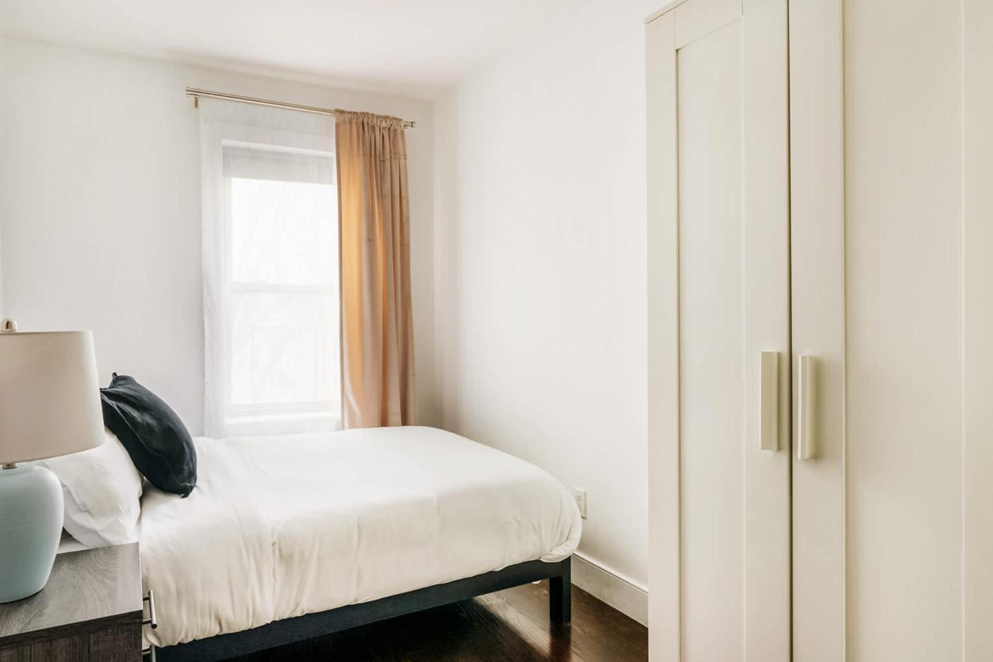 Apartment 39-2 Renovated 3br Prime Hudson Yards Area *