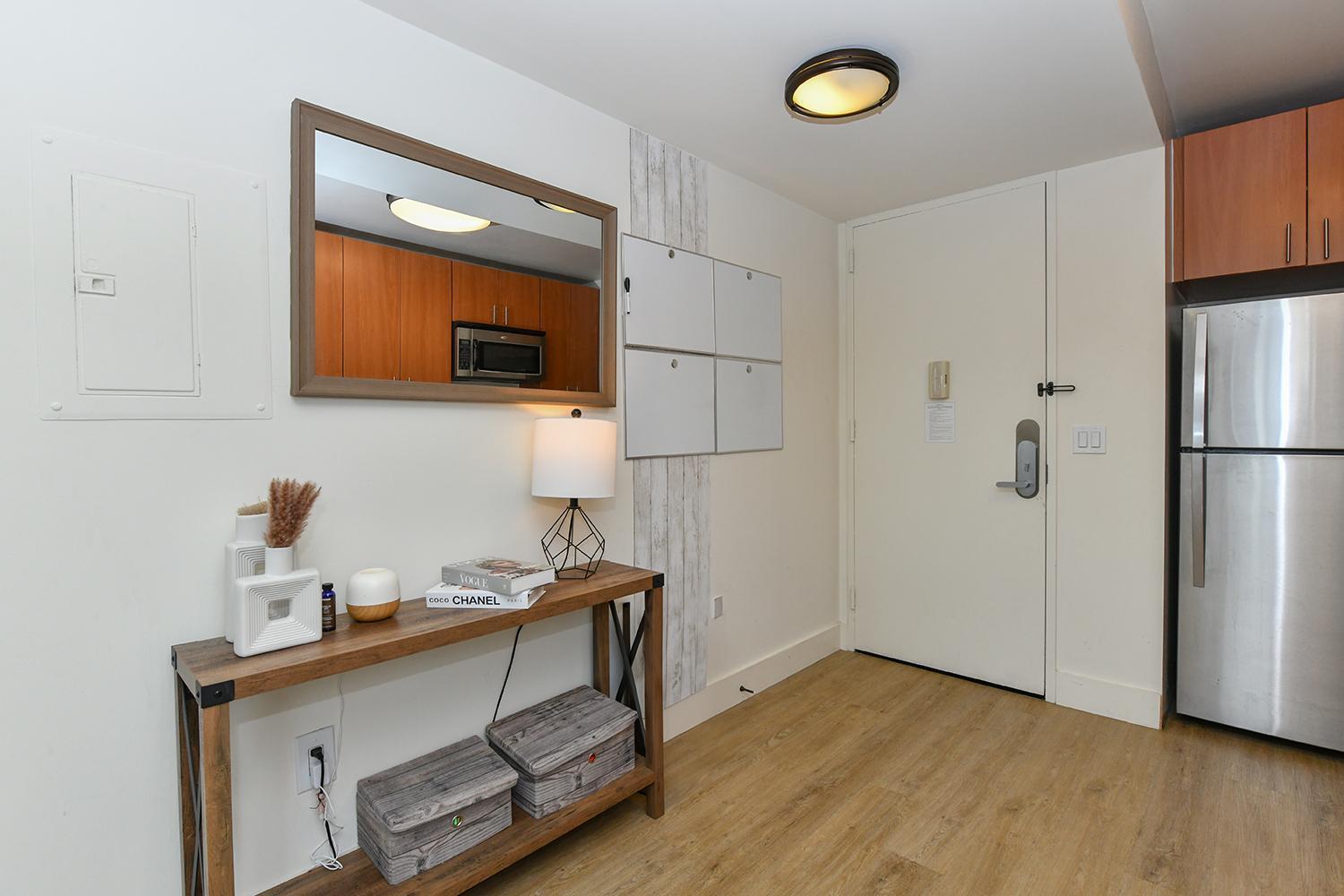 Modern Times Square 1 Bedroom Retreat