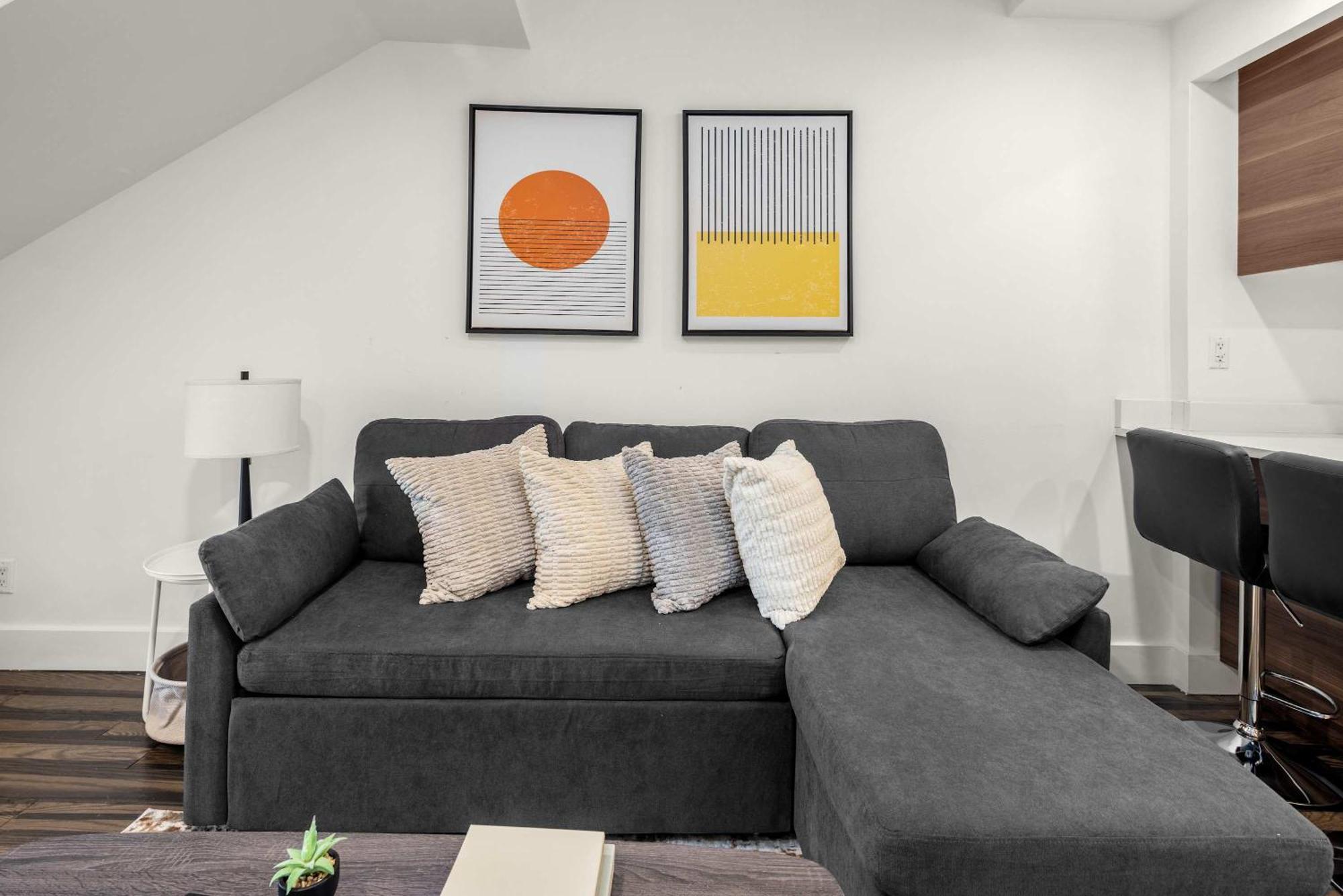 Spacious 3br Family Haven In Lower Manhattan New York