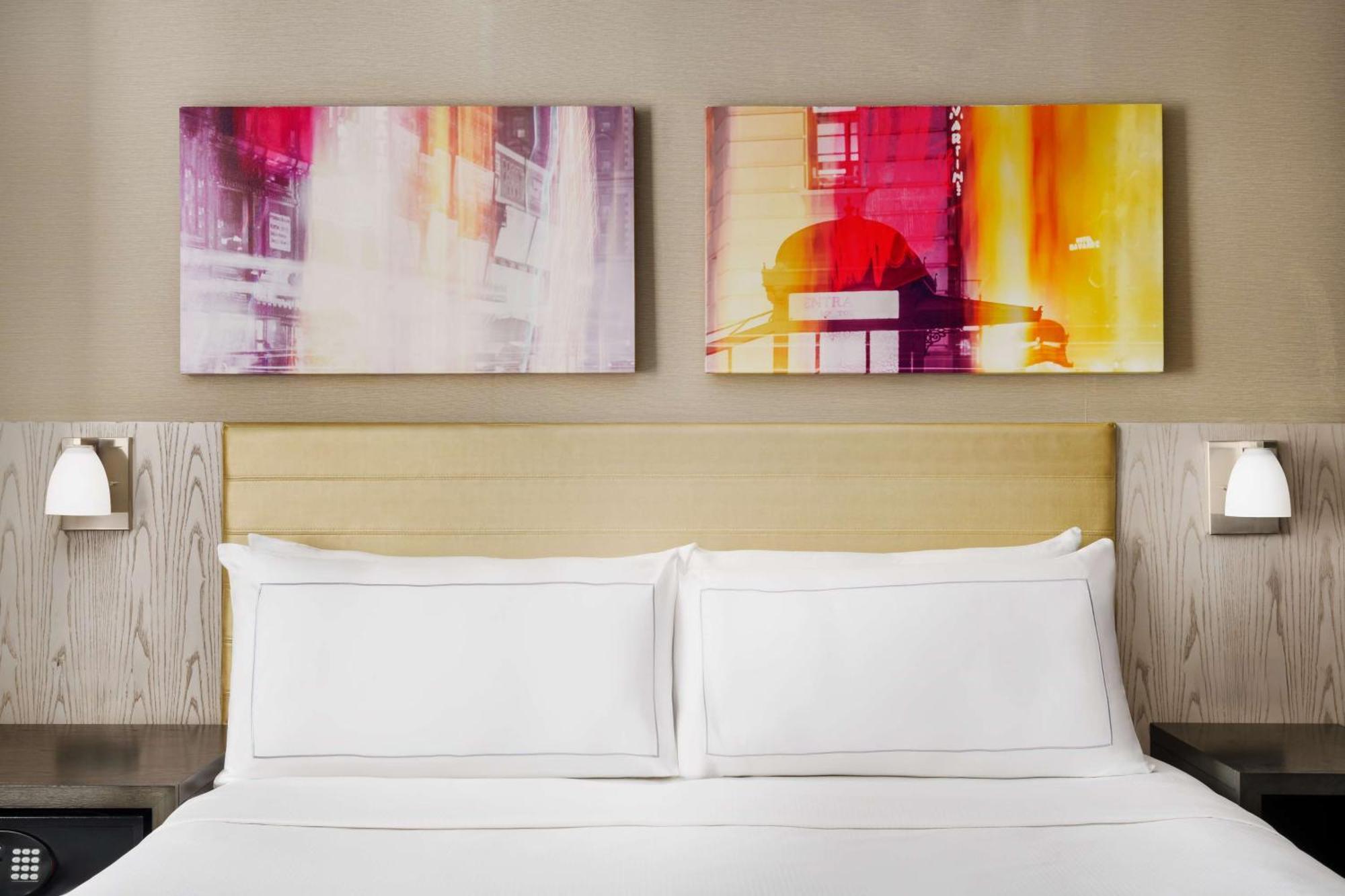 Hotel Doubletree By Hilton New York Times Square West 4*