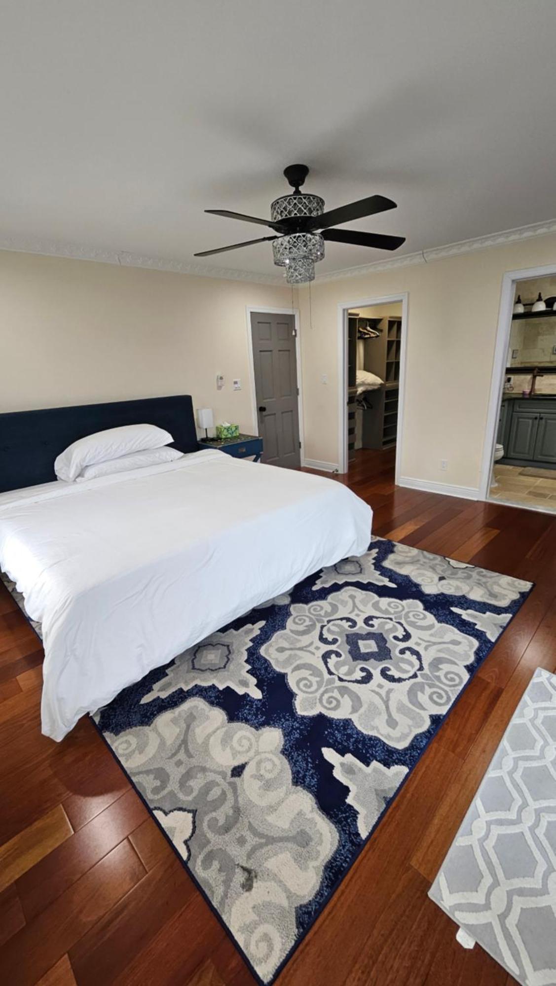 Privatunterkunft Luxury Hotel-style In Queens, New York