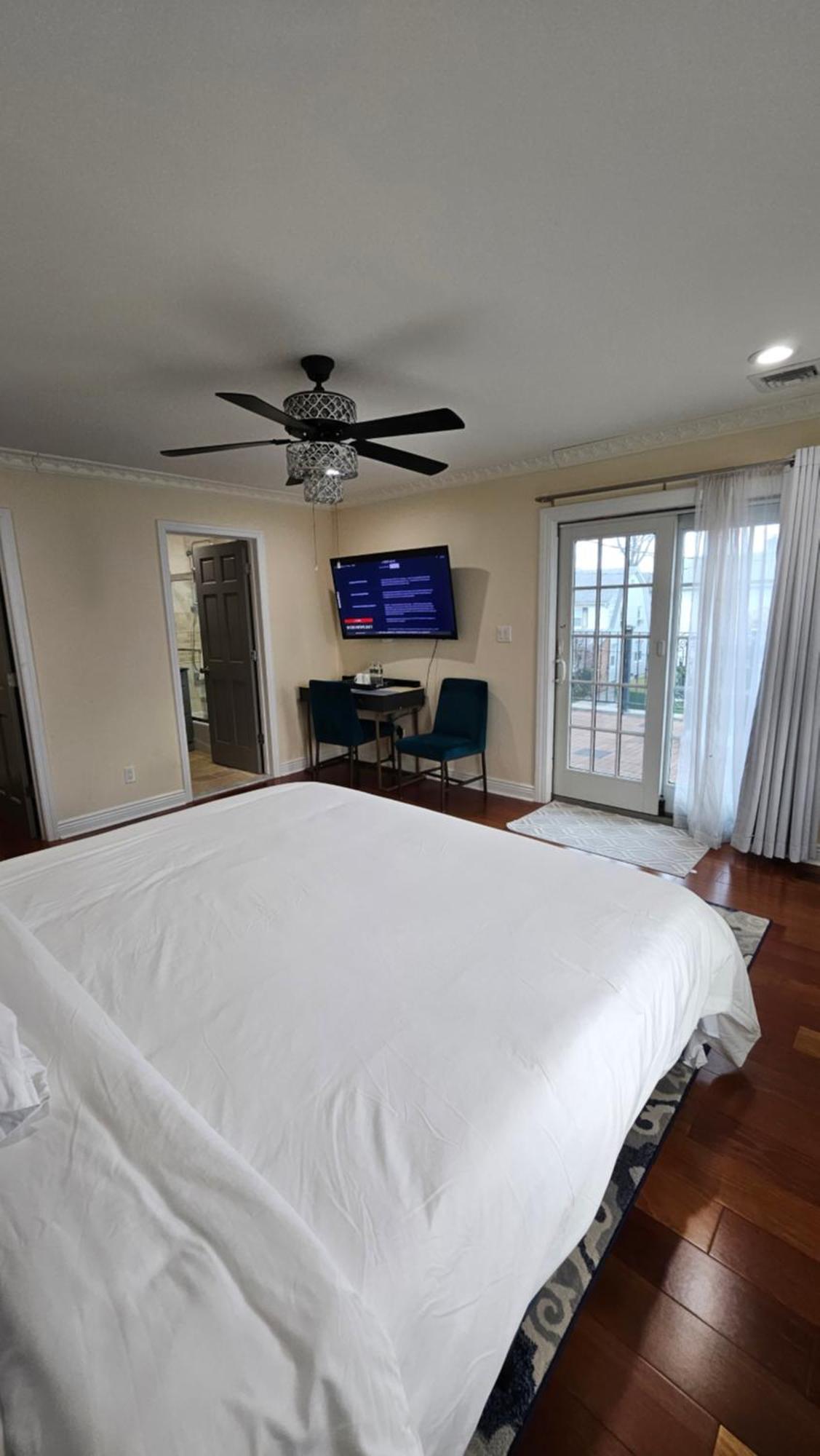 Luxury Hotel-style In Queens, Privatunterkunft *