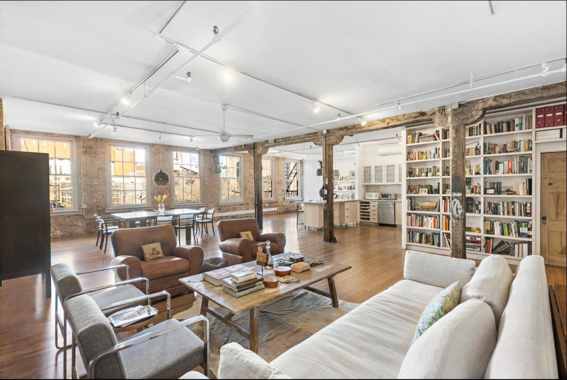 Apartment Traditional Style 3 Bedrooms Nyu