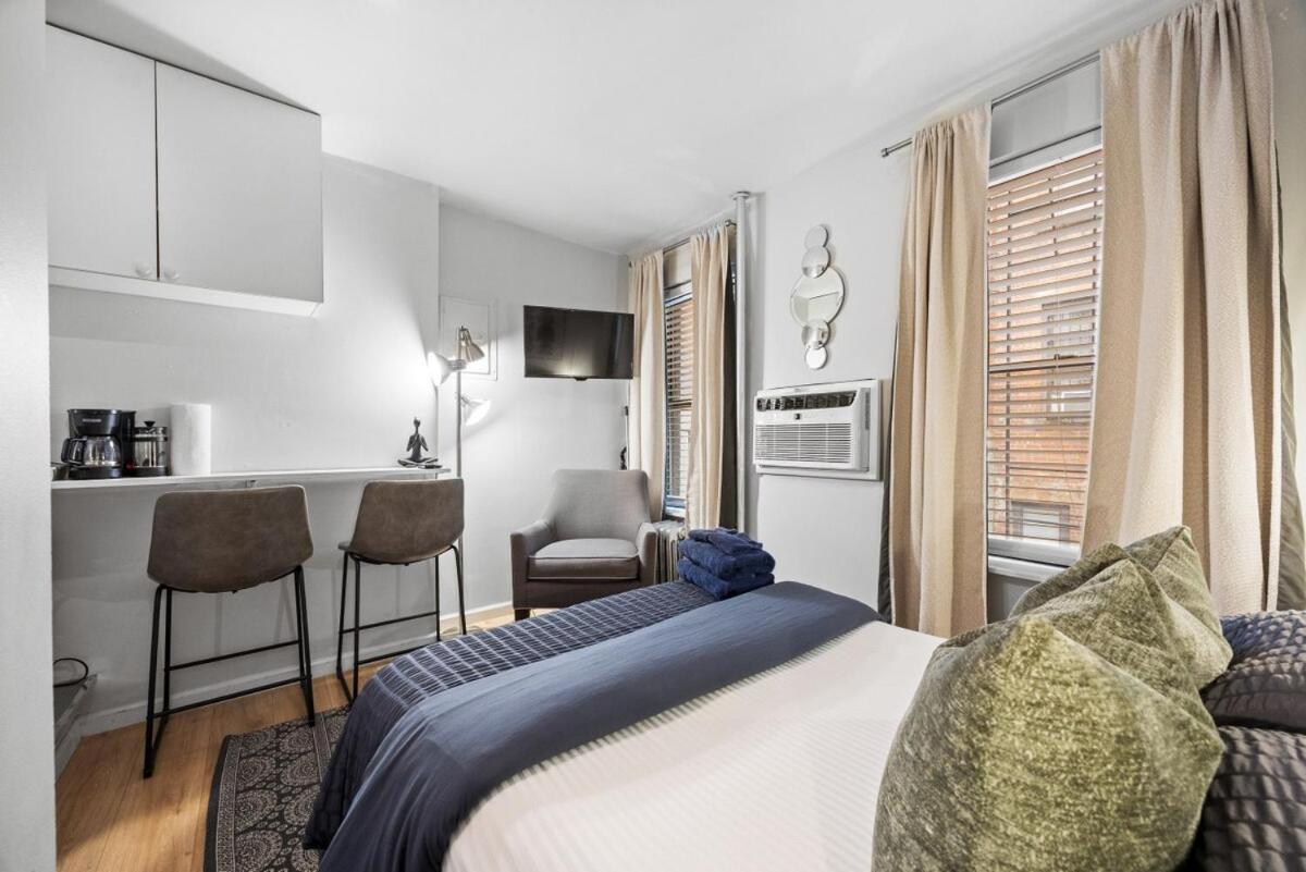 Elevate At Times Square - Cozy In Times Square And Nearby Restaurants *