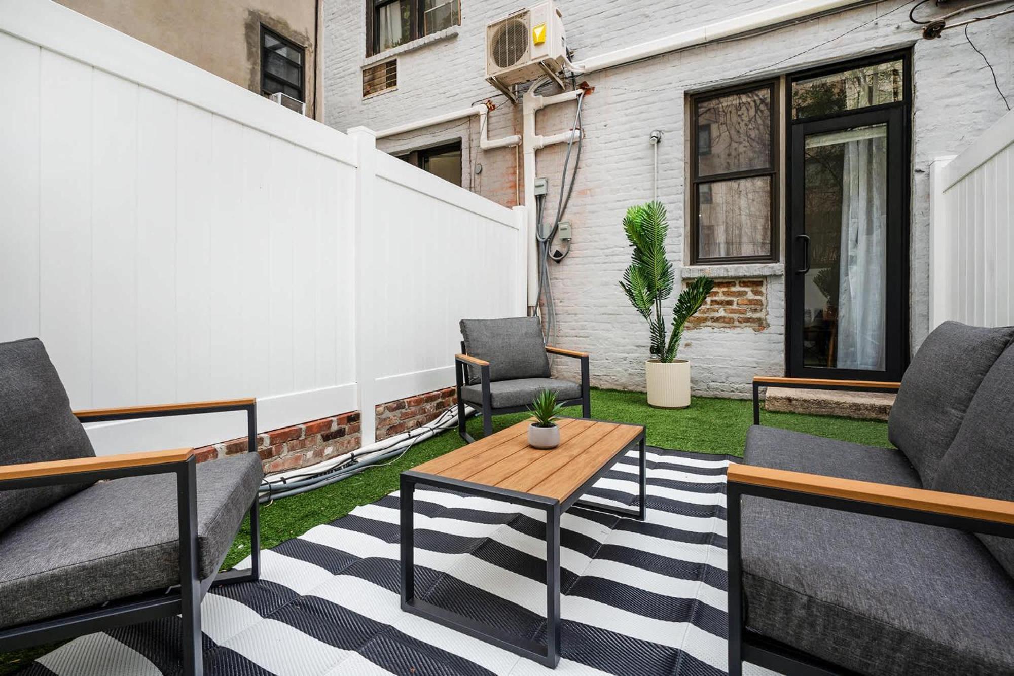 319-b Sleek Modern 1br W Outdoor Space Union Square Wd In Unit Apartment *