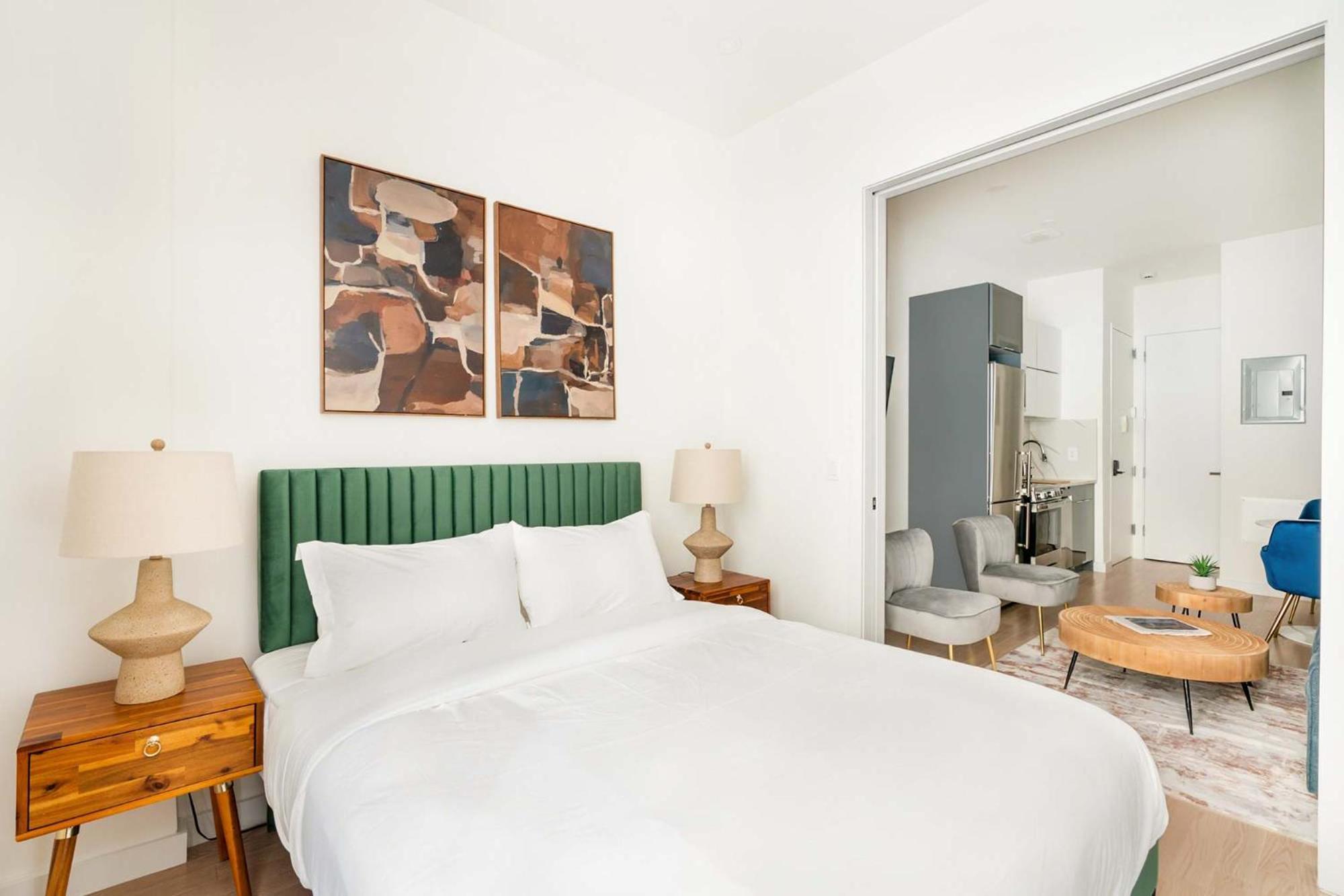 Apartment 319-b Sleek Modern 1br W Outdoor Space Union Square Wd In Unit New York
