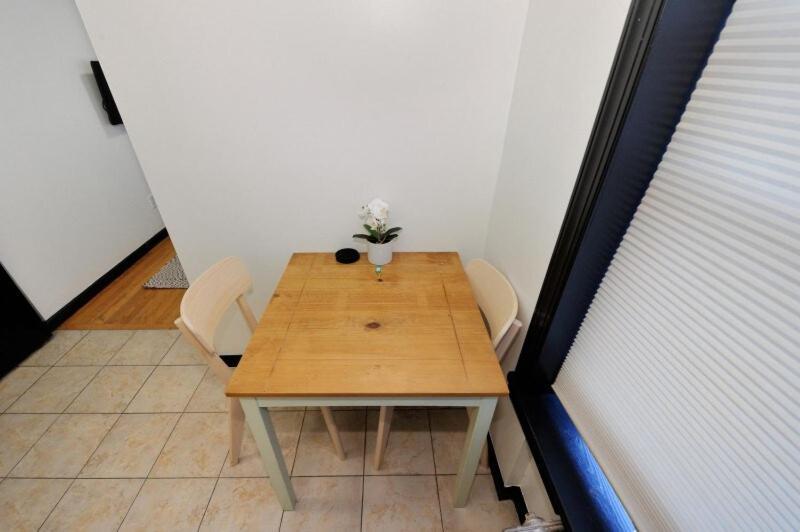 The Gram V Vibe 8615 Apartment