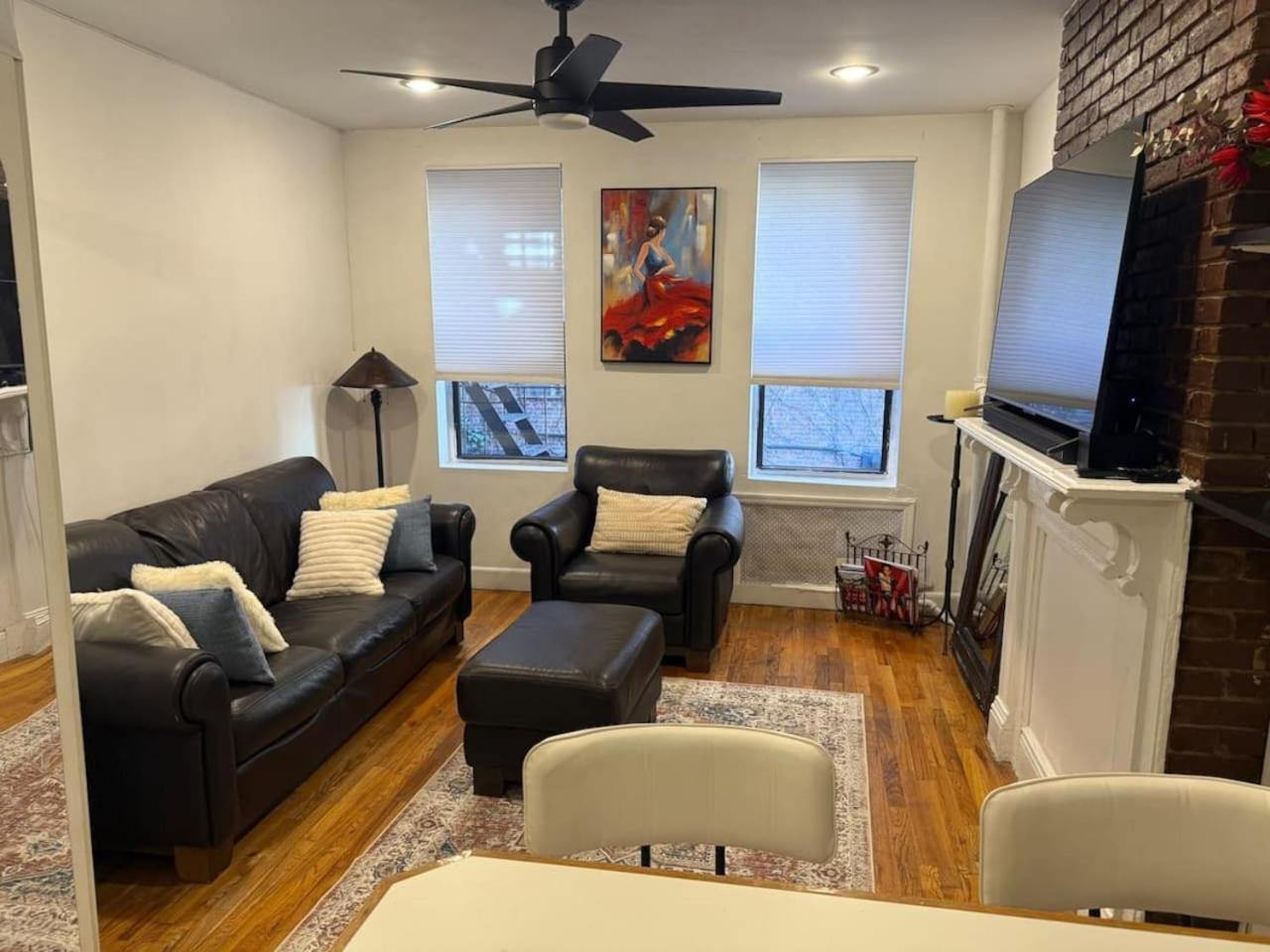 528a) Luxury New York