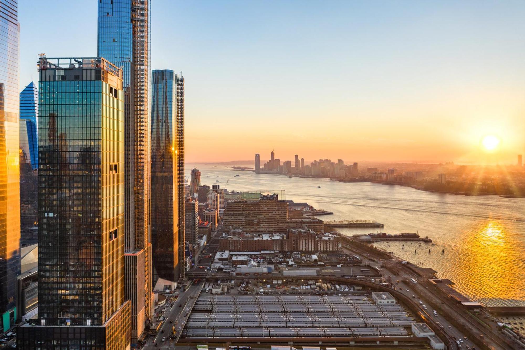Candlewood Nyc -times Square By Ihg Hotel 3*