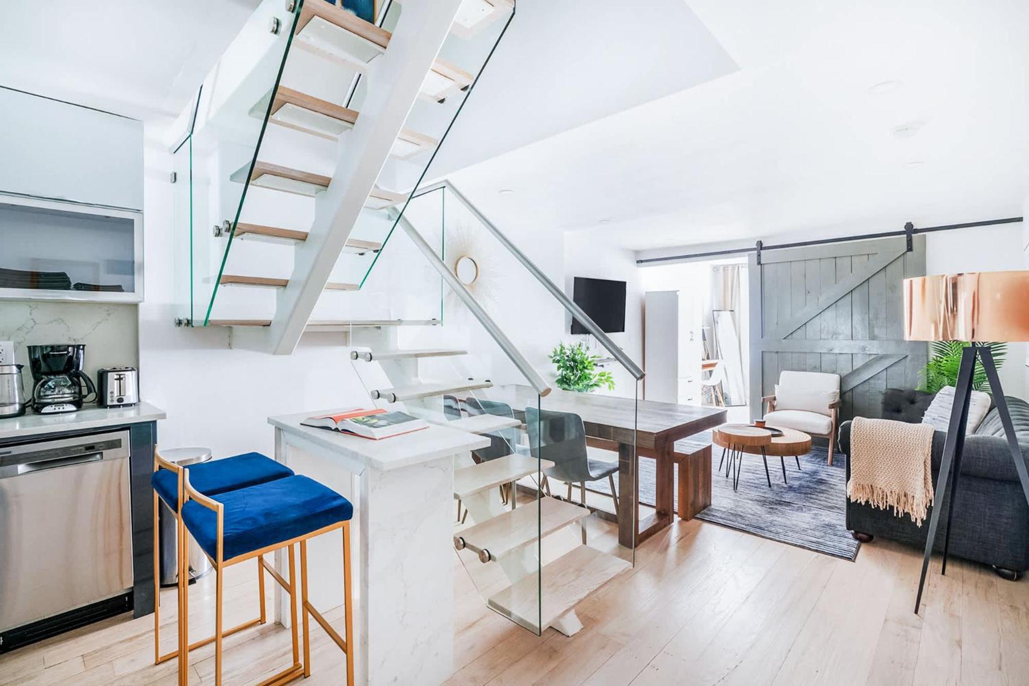 75-4a Brand New 3br Prime Ues W D In Unit