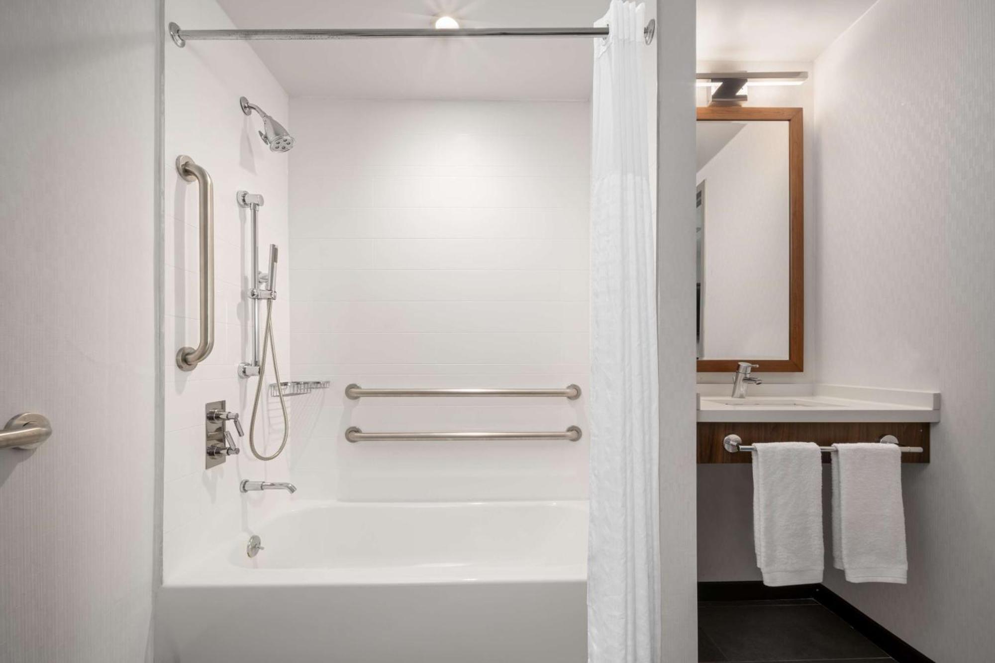 Hotel The Nedia, Bw Signature Collection *