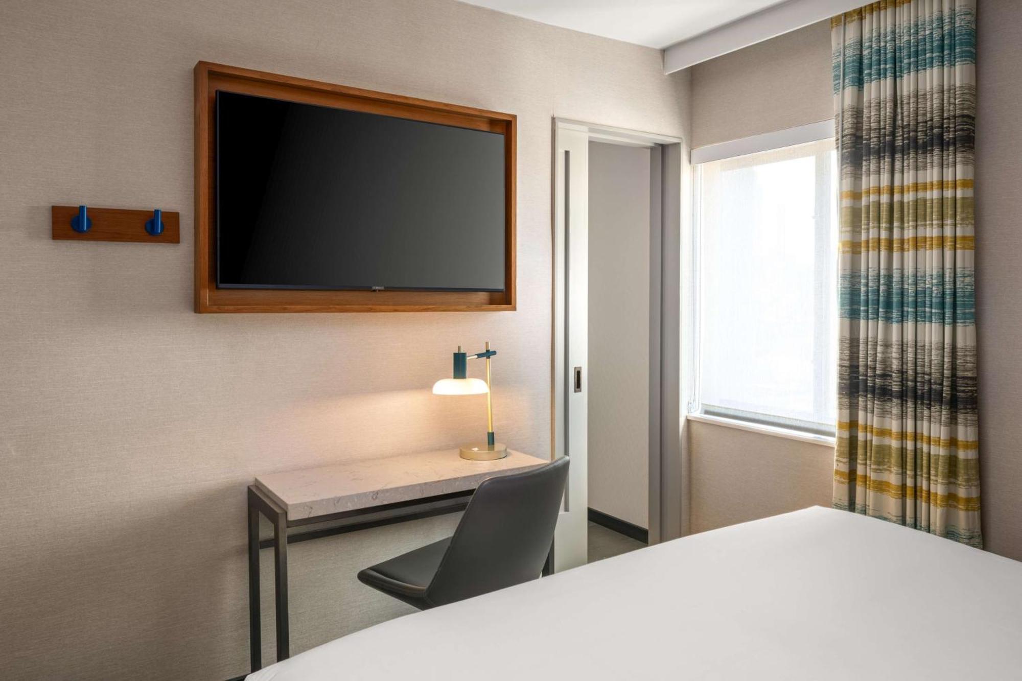 Hotel The Nedia, Bw Signature Collection