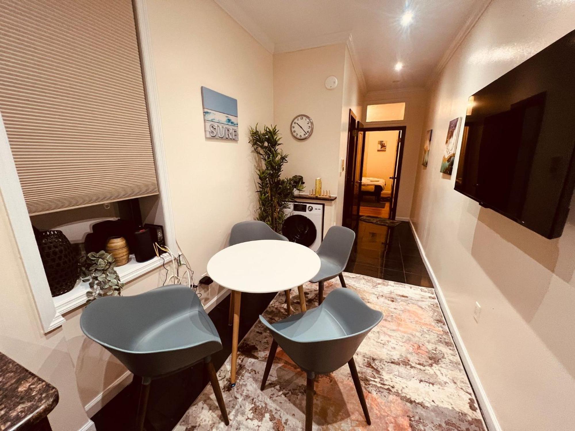 Apartment 2 Bedroom Cozy In Manhattan Valley