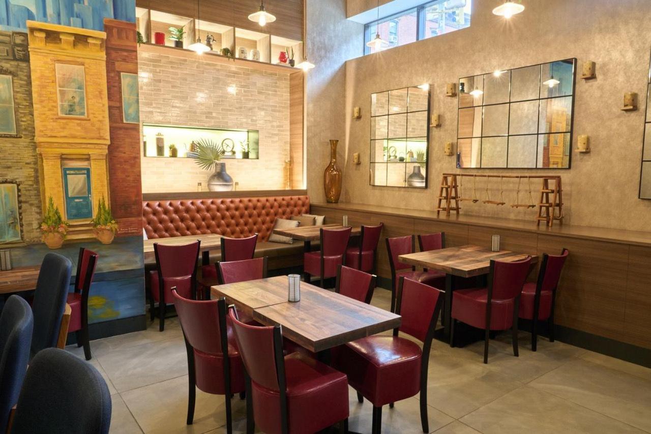 42 Williamsburg Hotel 4*