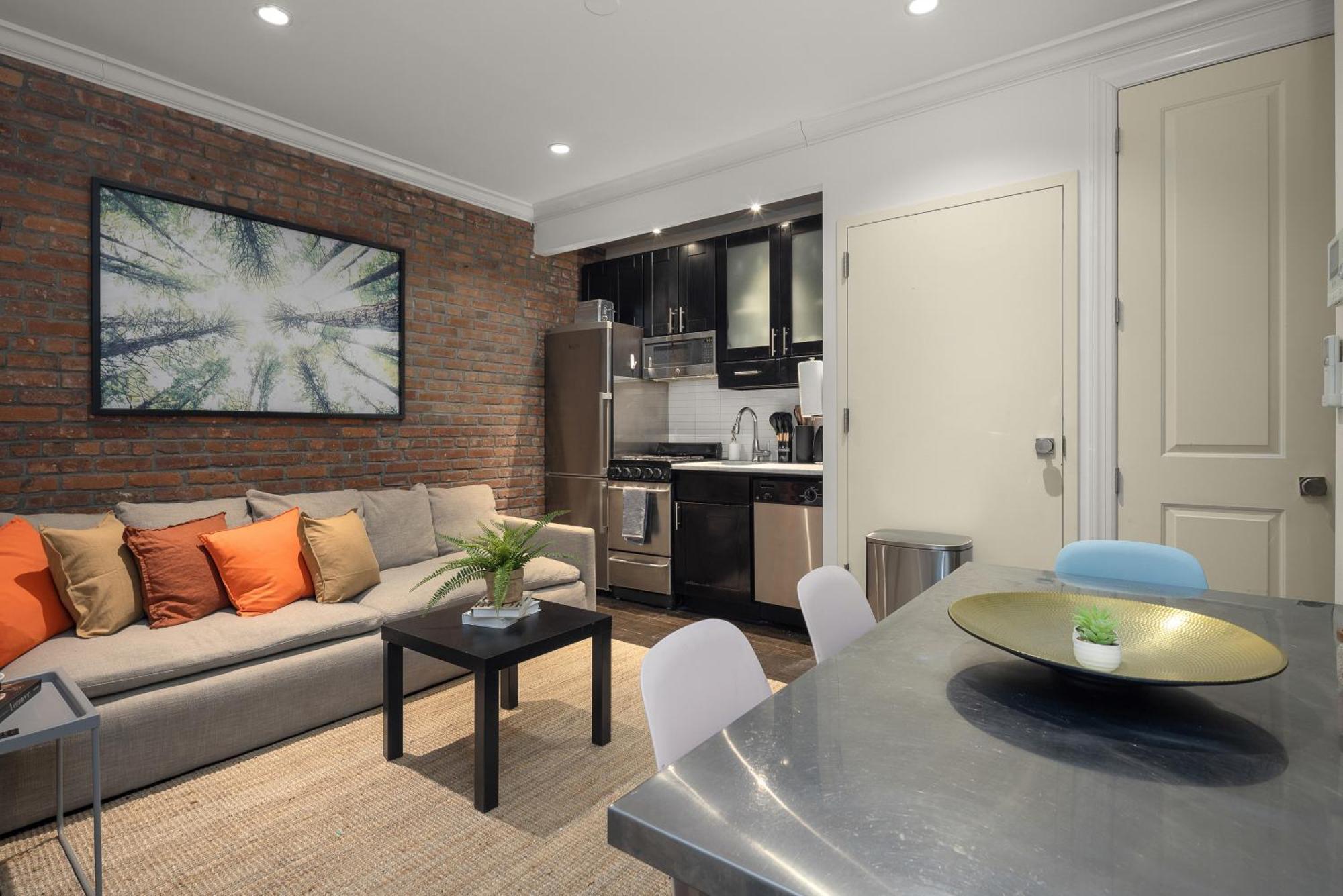 Explore Nyc! Cozy 2br In Prime Location Apartment New York